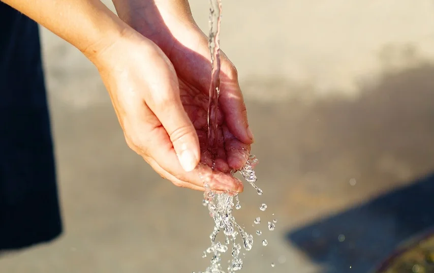 Eau potable à Chamonix : où remplir votre gourde