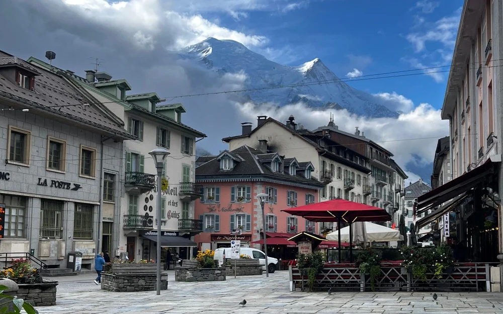 Déjeuner avec vue : les meilleures terrasses et restaurants en plein air à Chamonix