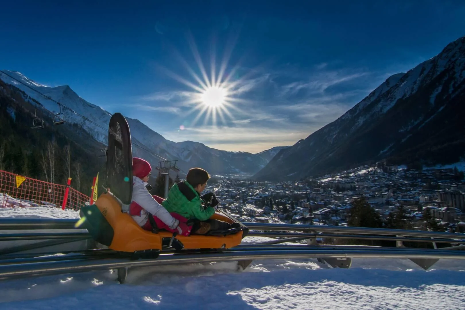https://en.chamonix.com/sites/default/files/styles/ogimage/public/sit/images/163228/35792780.jpg?itok=4kq4v39P