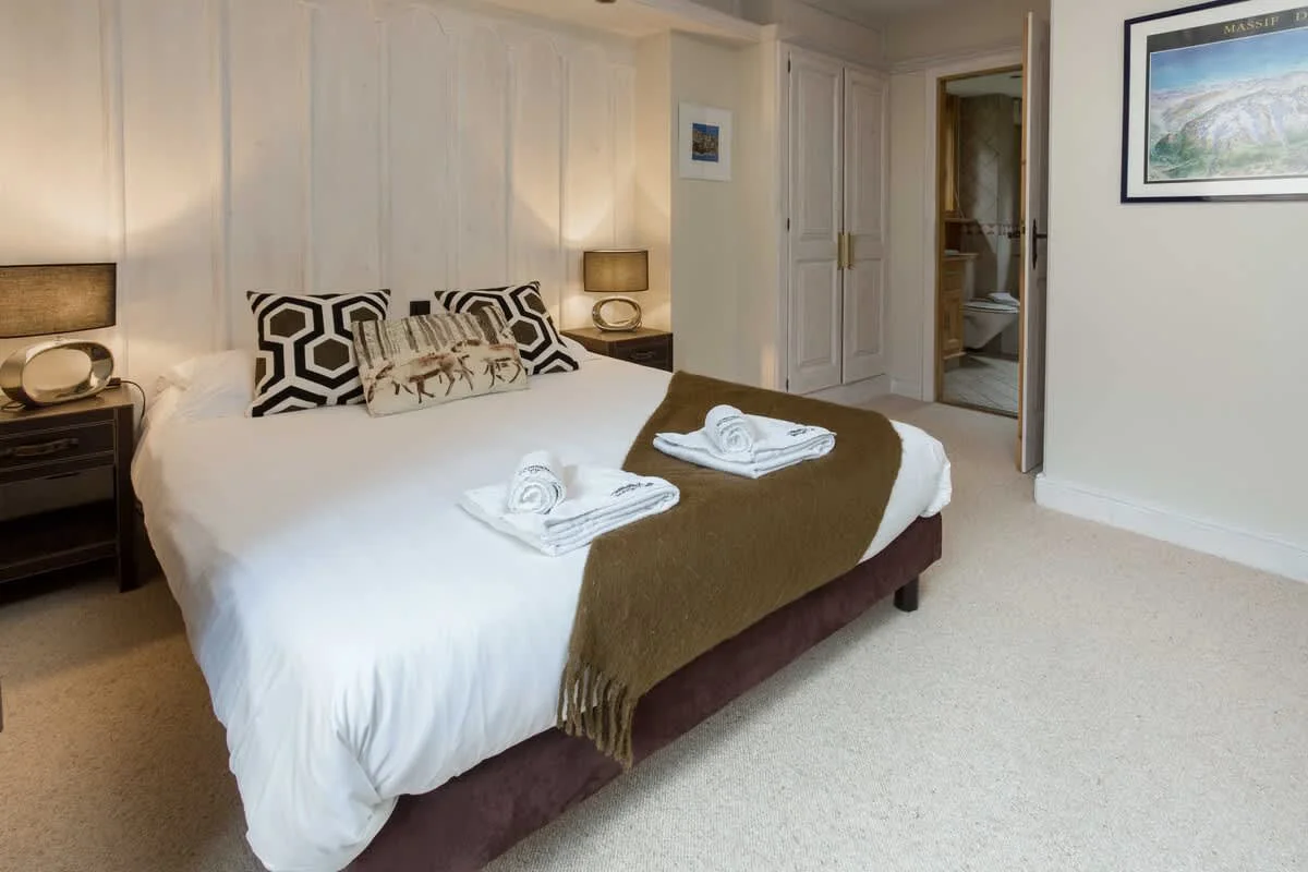 Master bedroom and ensuite bathroom