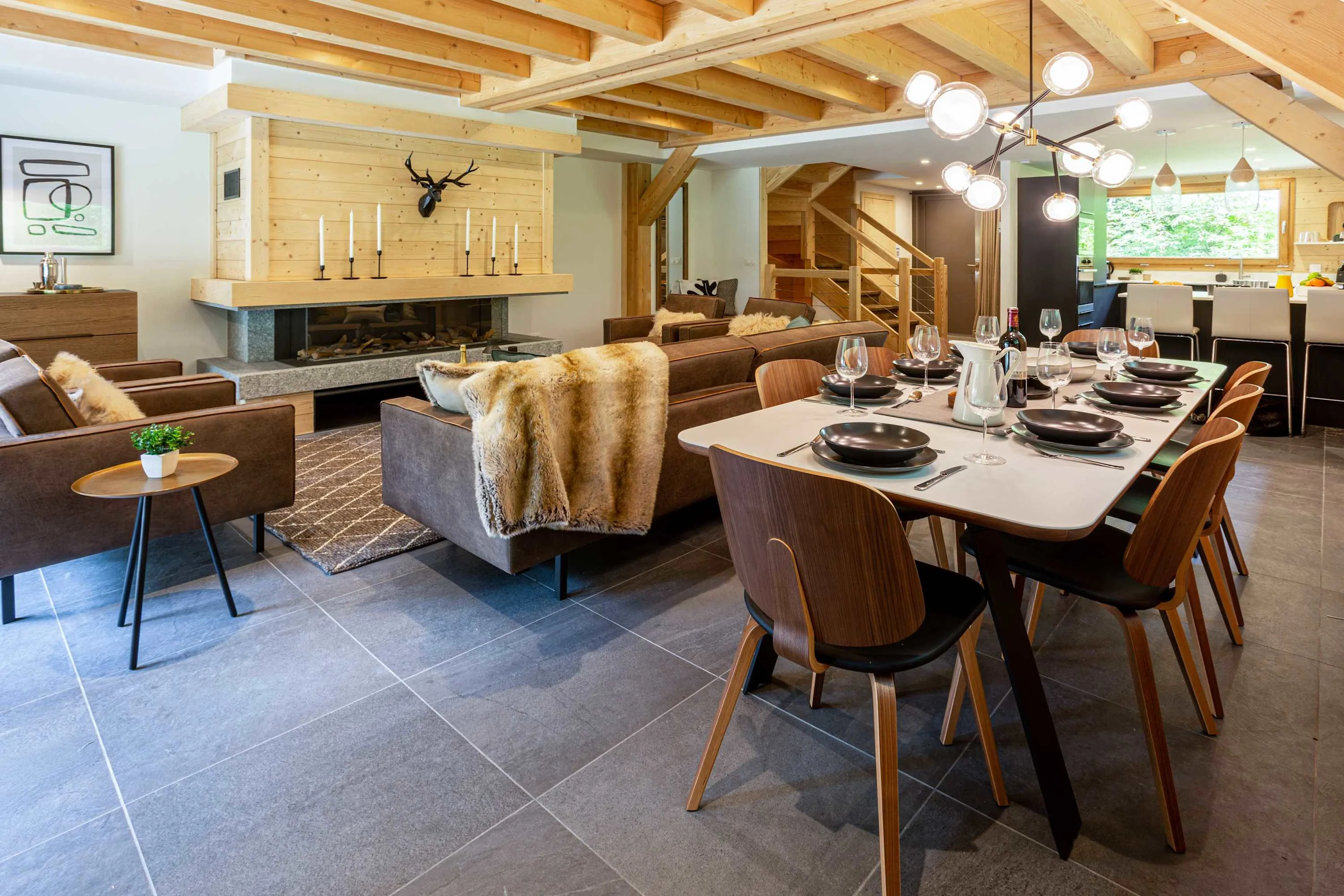 Spacious living dining room