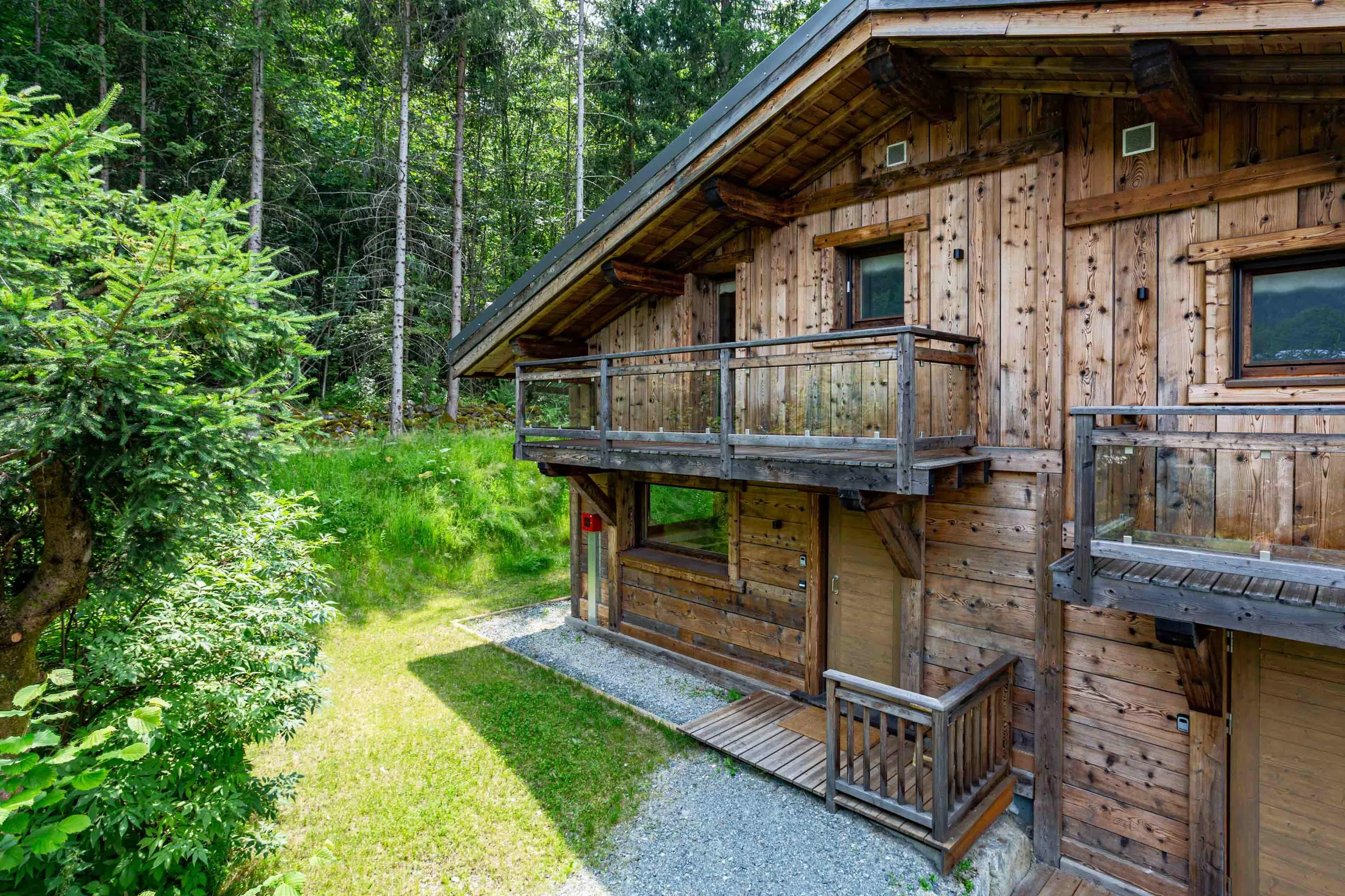 Front entrance to the chalet