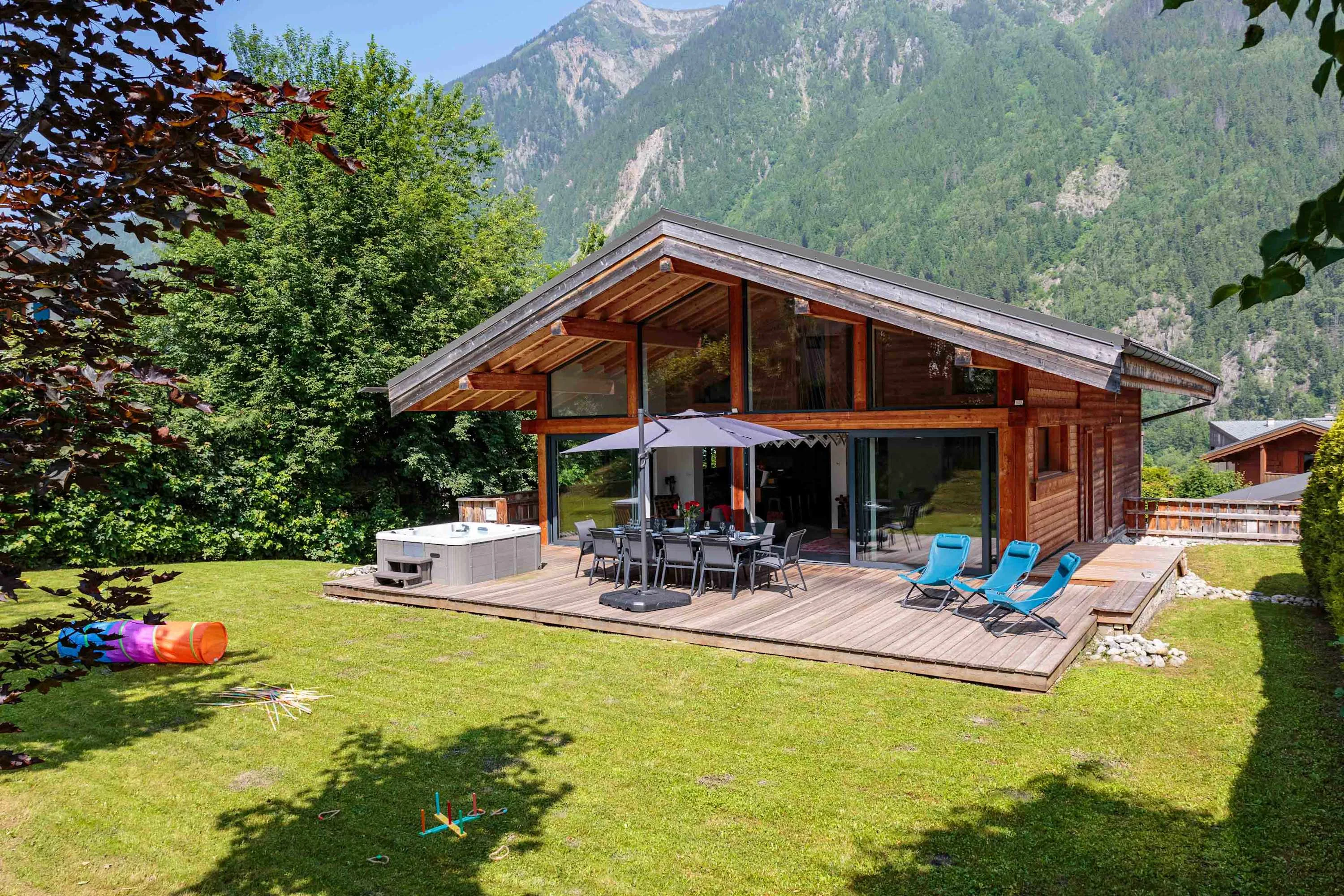Chalet Gloribel with Garden
