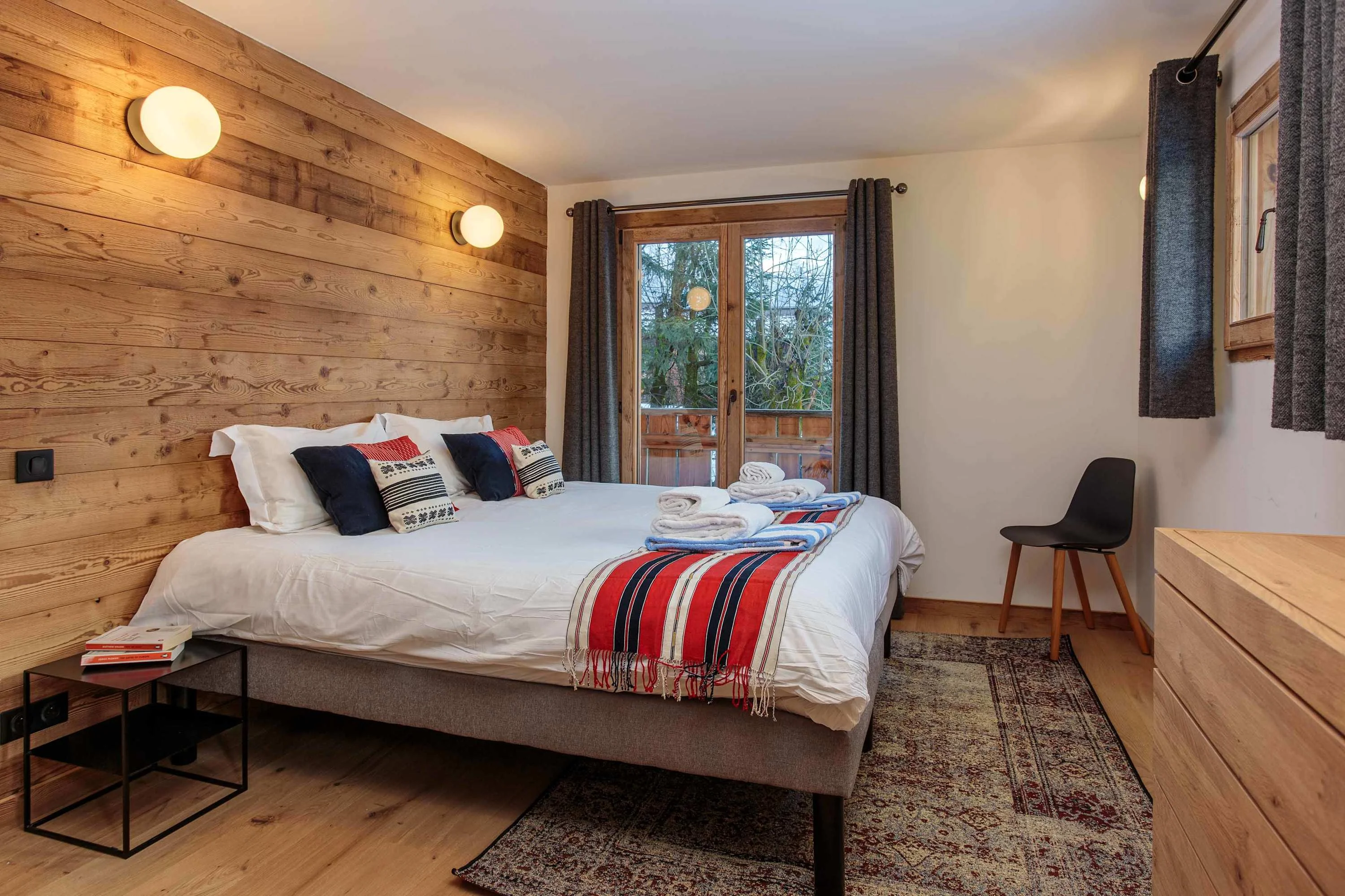 Twin/King bedroom