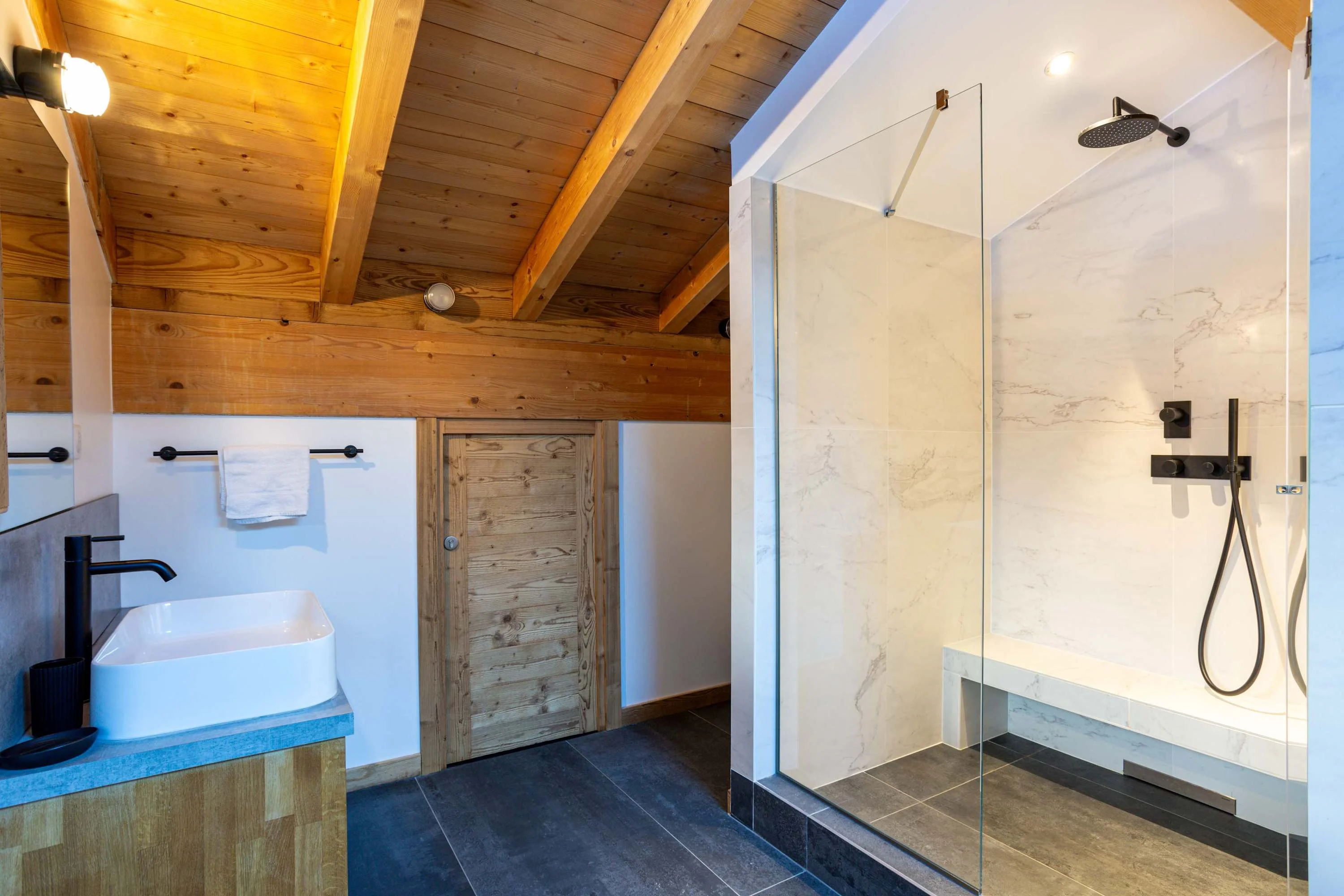 Ensuite bathroom