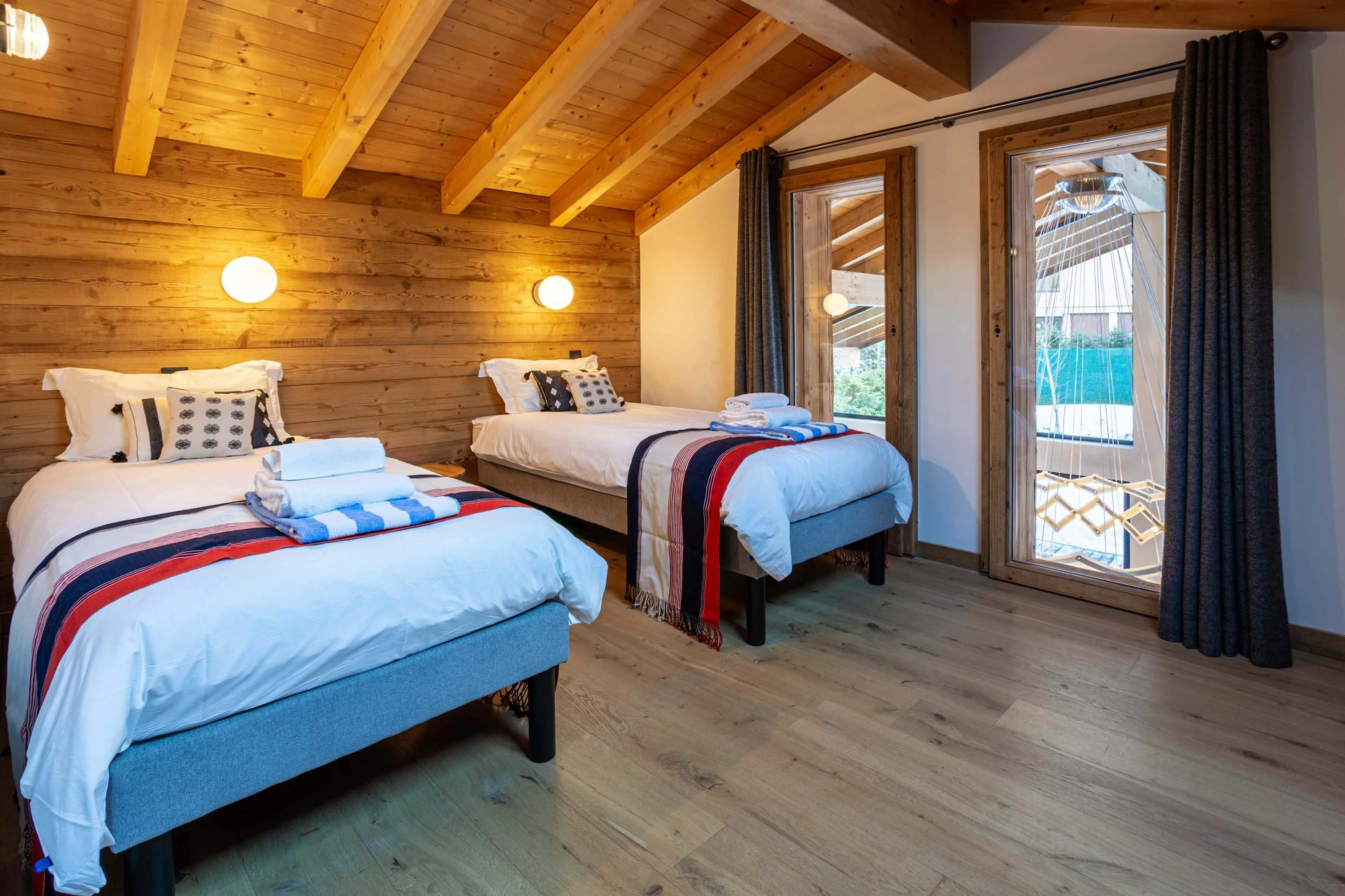 Upstairs Twin/King bedroom