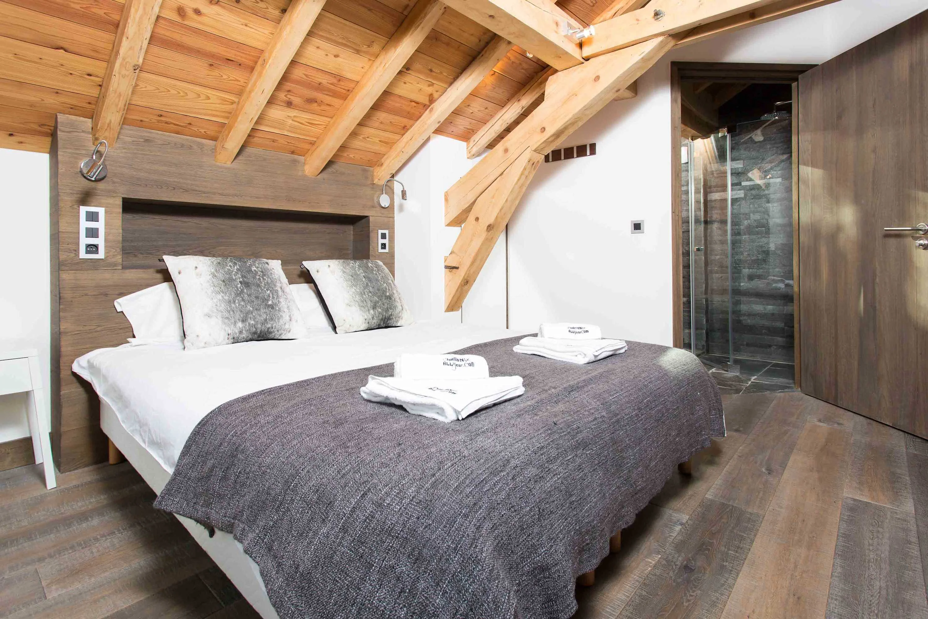 Light and spacious modern bedrooms