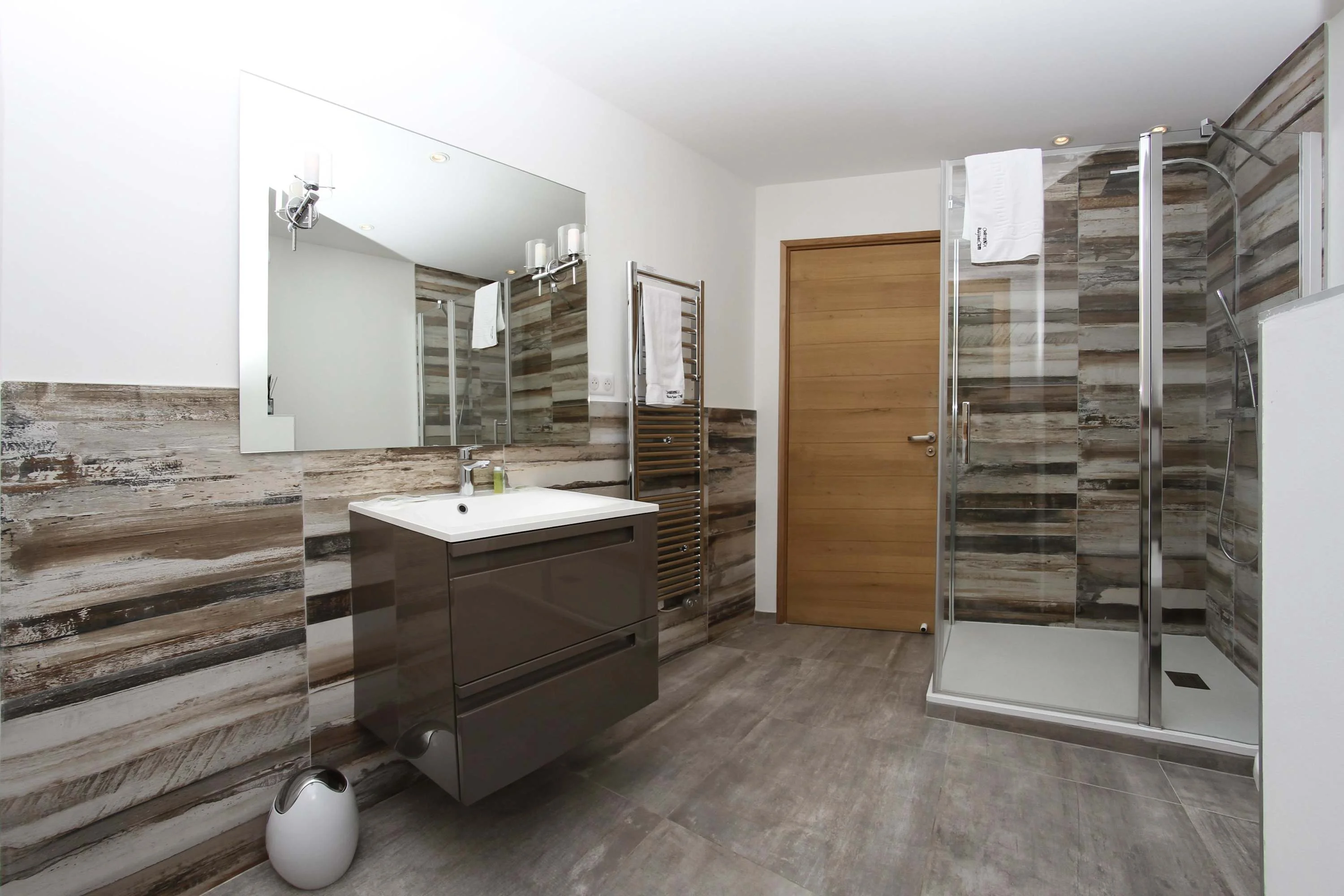 Ground floor bathroom with walk-in shower & WC