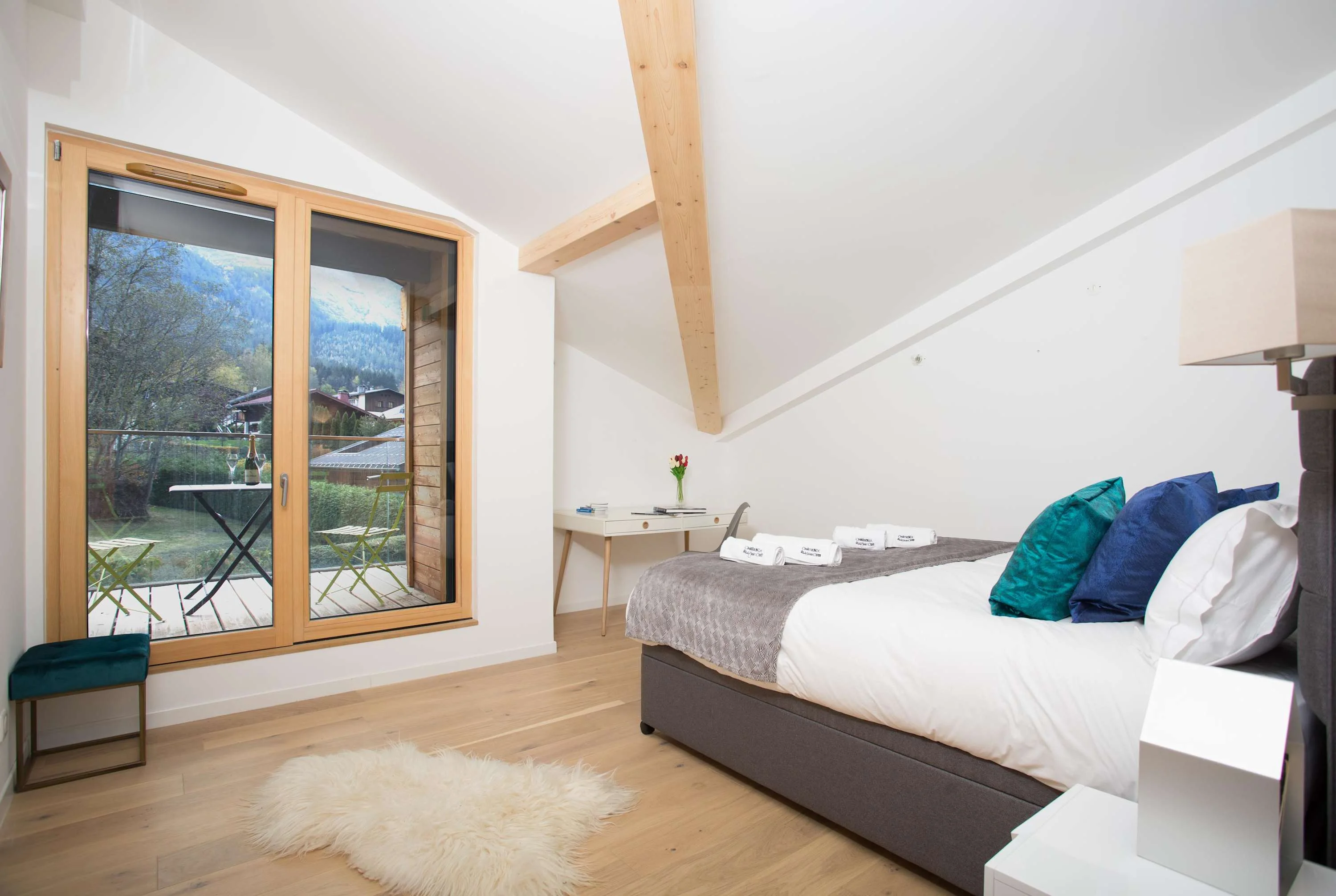 Second bedroom can be made as twin or king bed