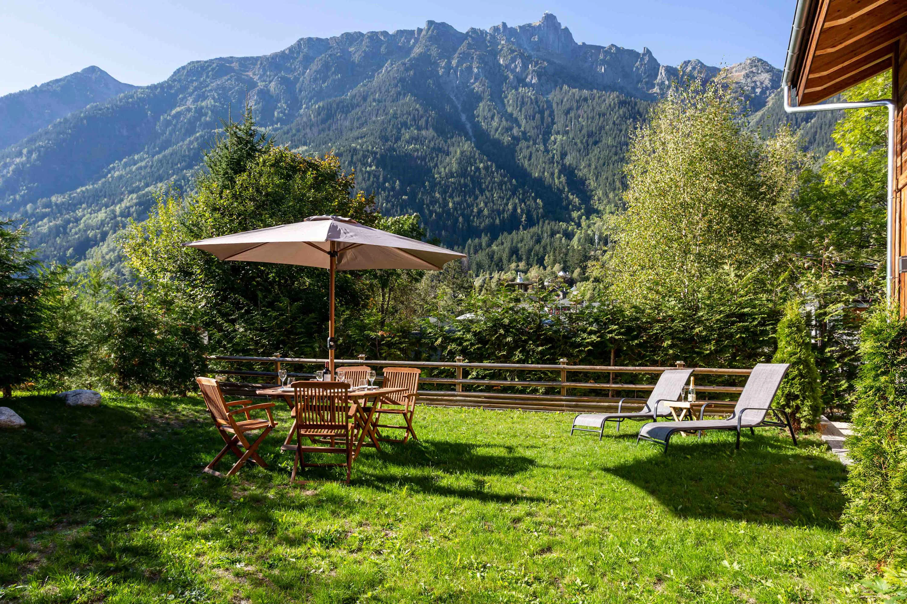 Chalet des Amis gardens with mountain views