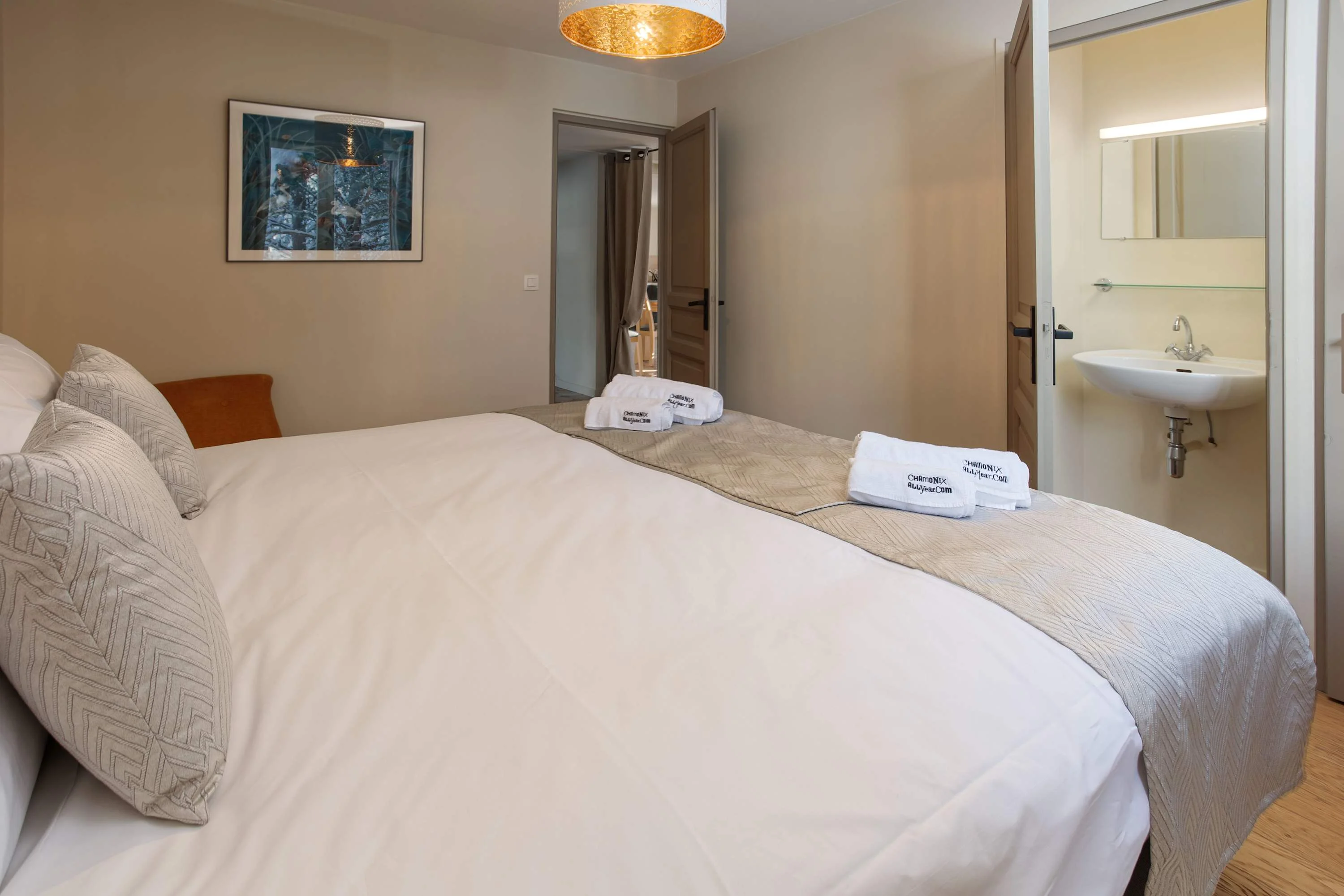 Bedroom 5 - Twin/King