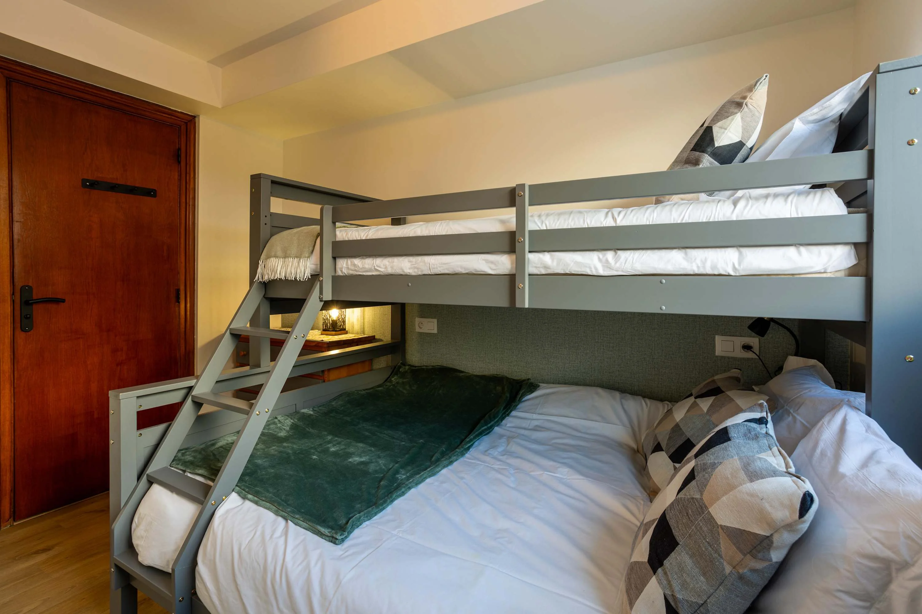 Second bedroom sleeps 3