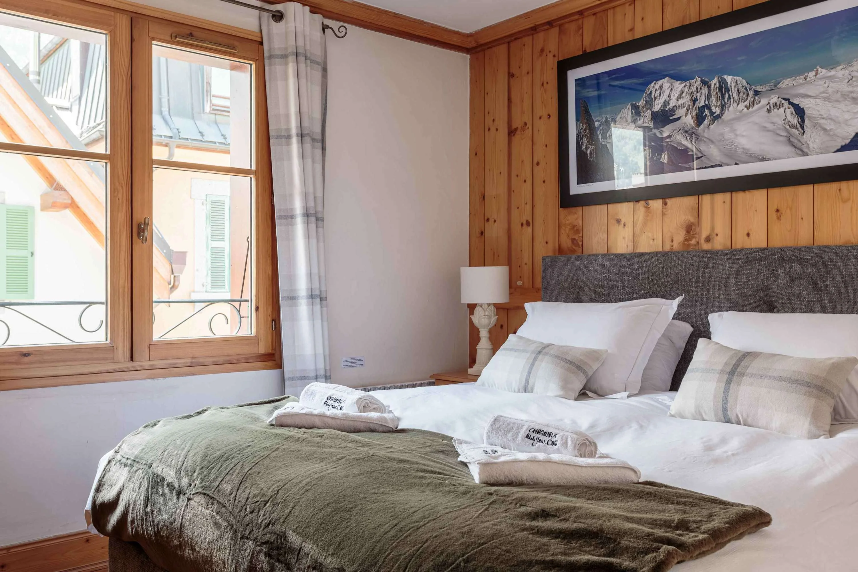 Master bedroom with king bedroom