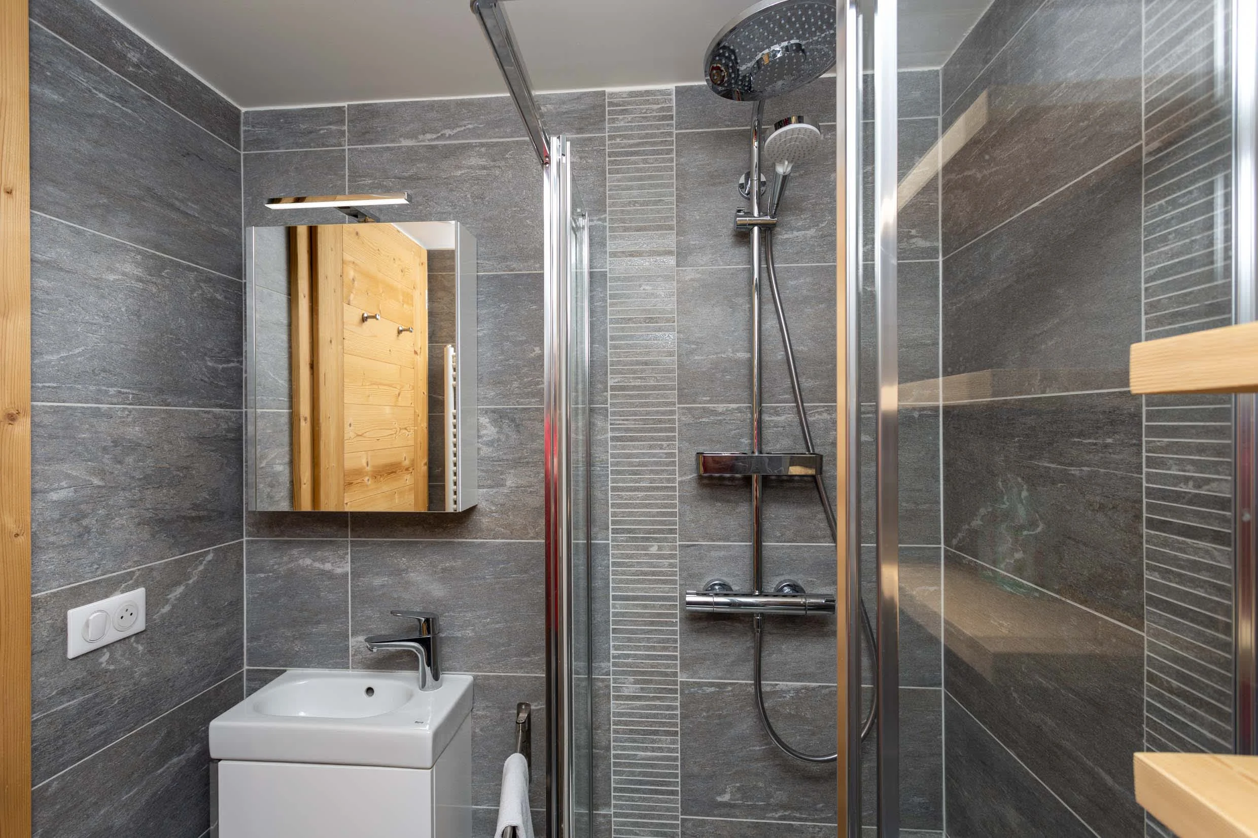 Second Bathroom with shower