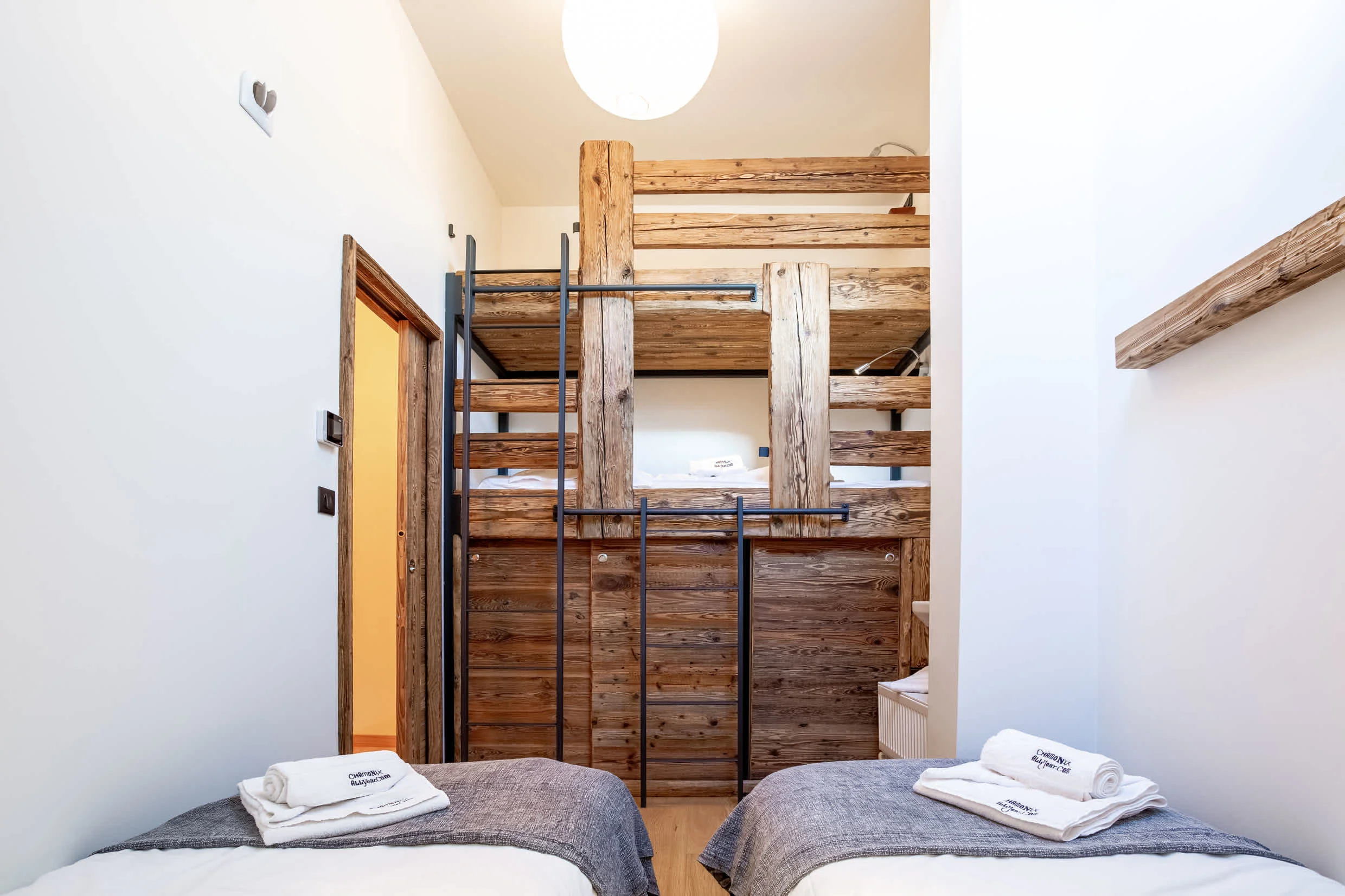Bunk beds in third bedroom