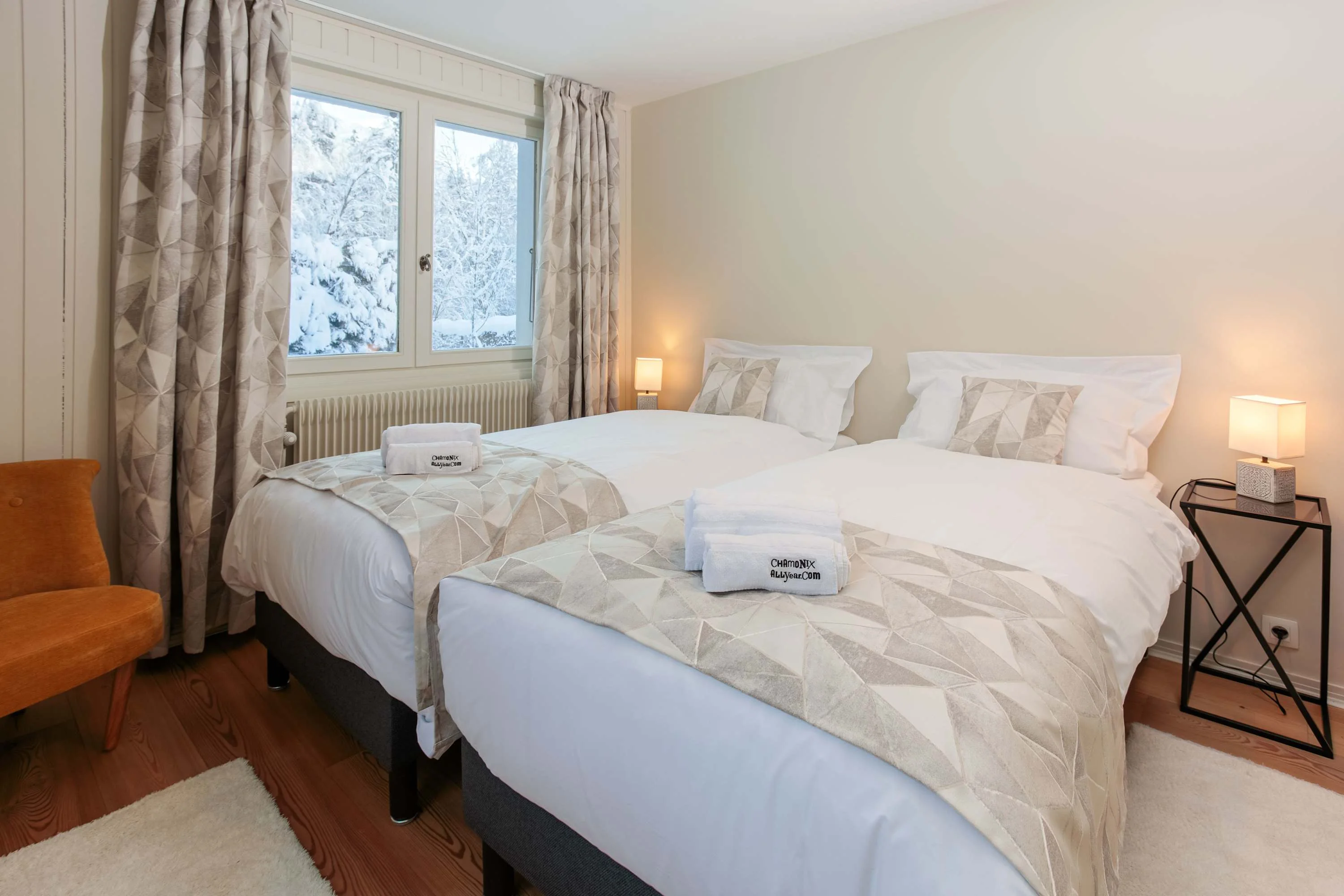 Bedroom 2 - Twin/King