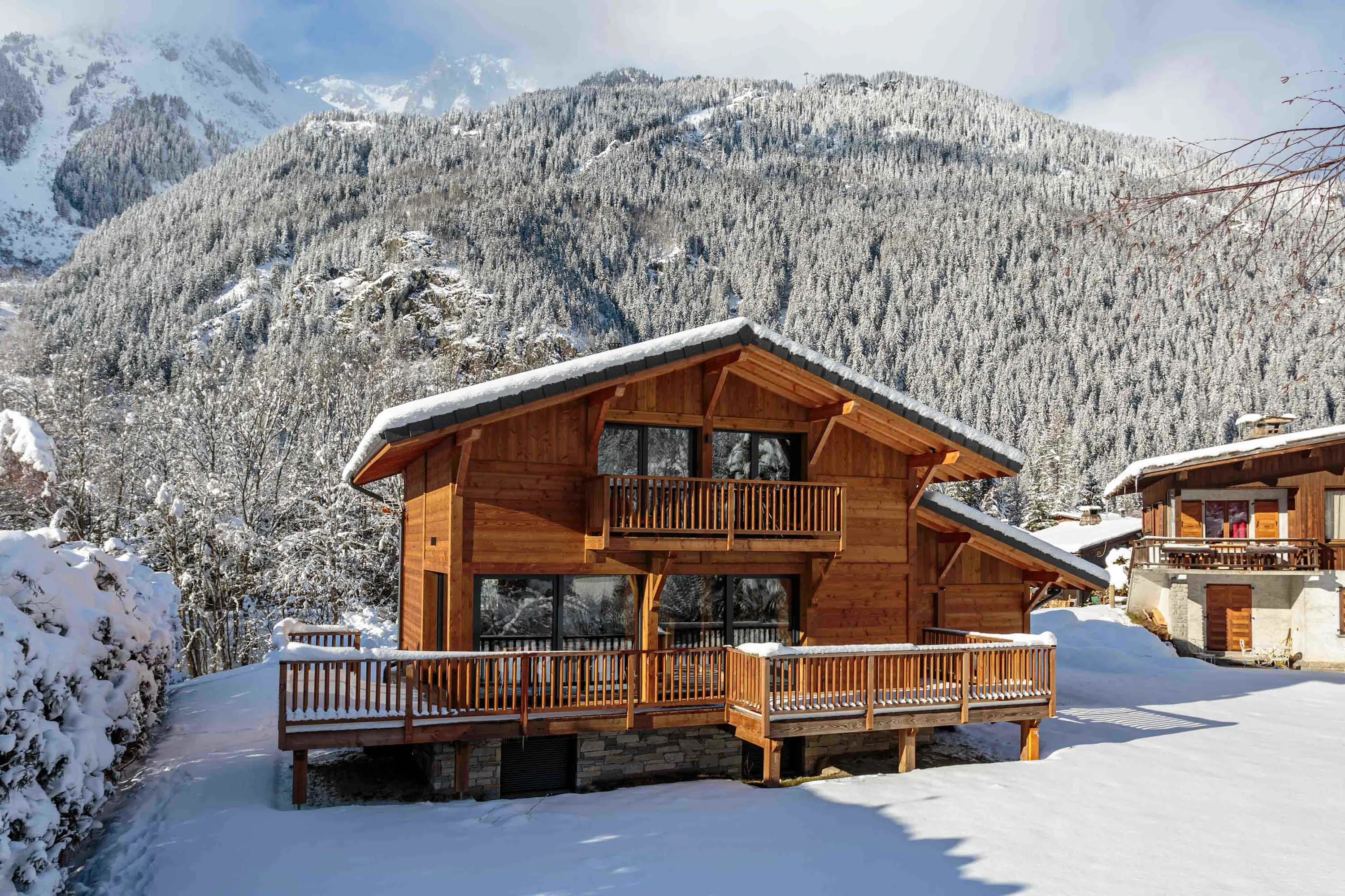 Chalet du Gouter in the snow
