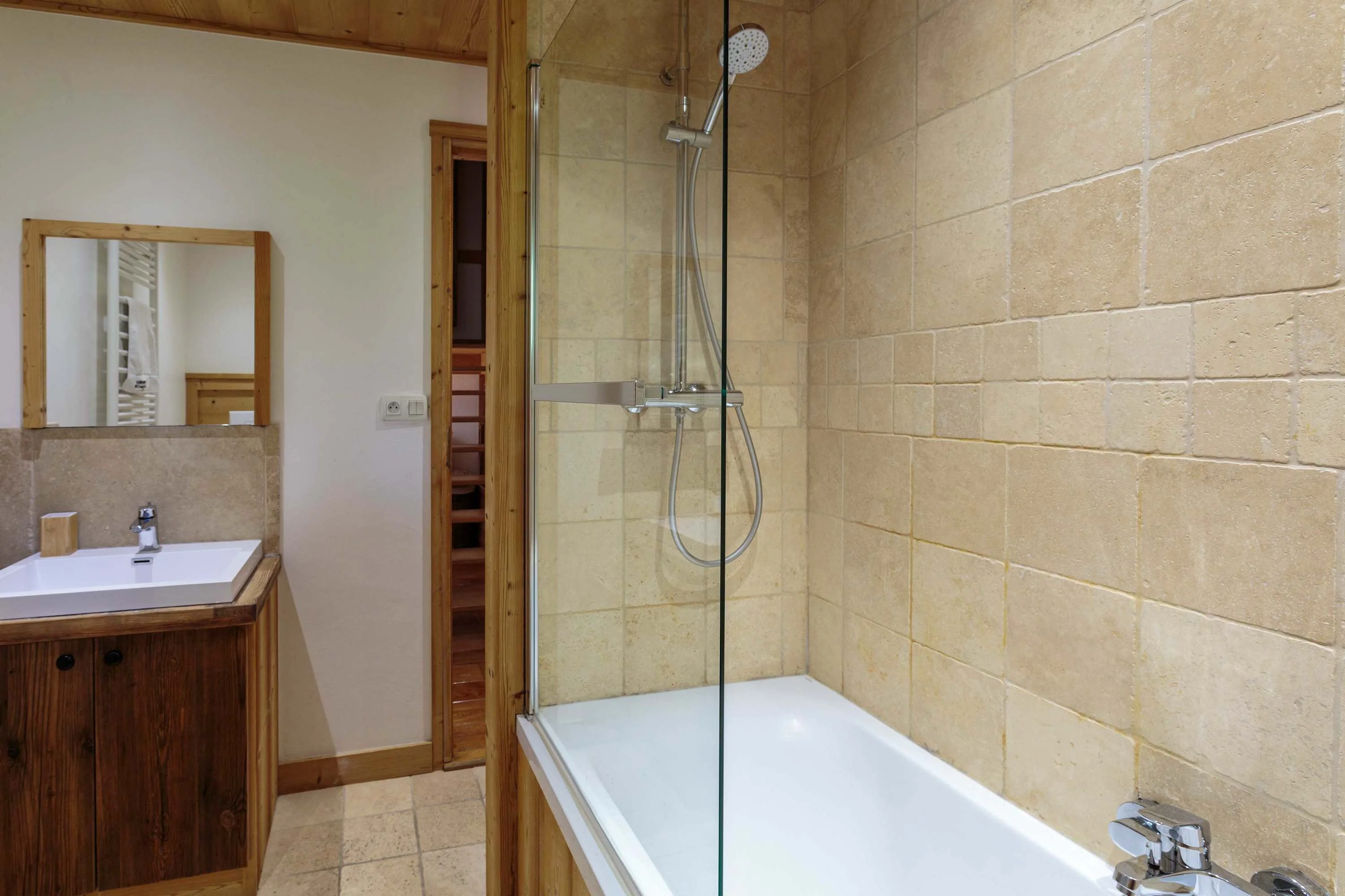 Family bathroom on the ground floor