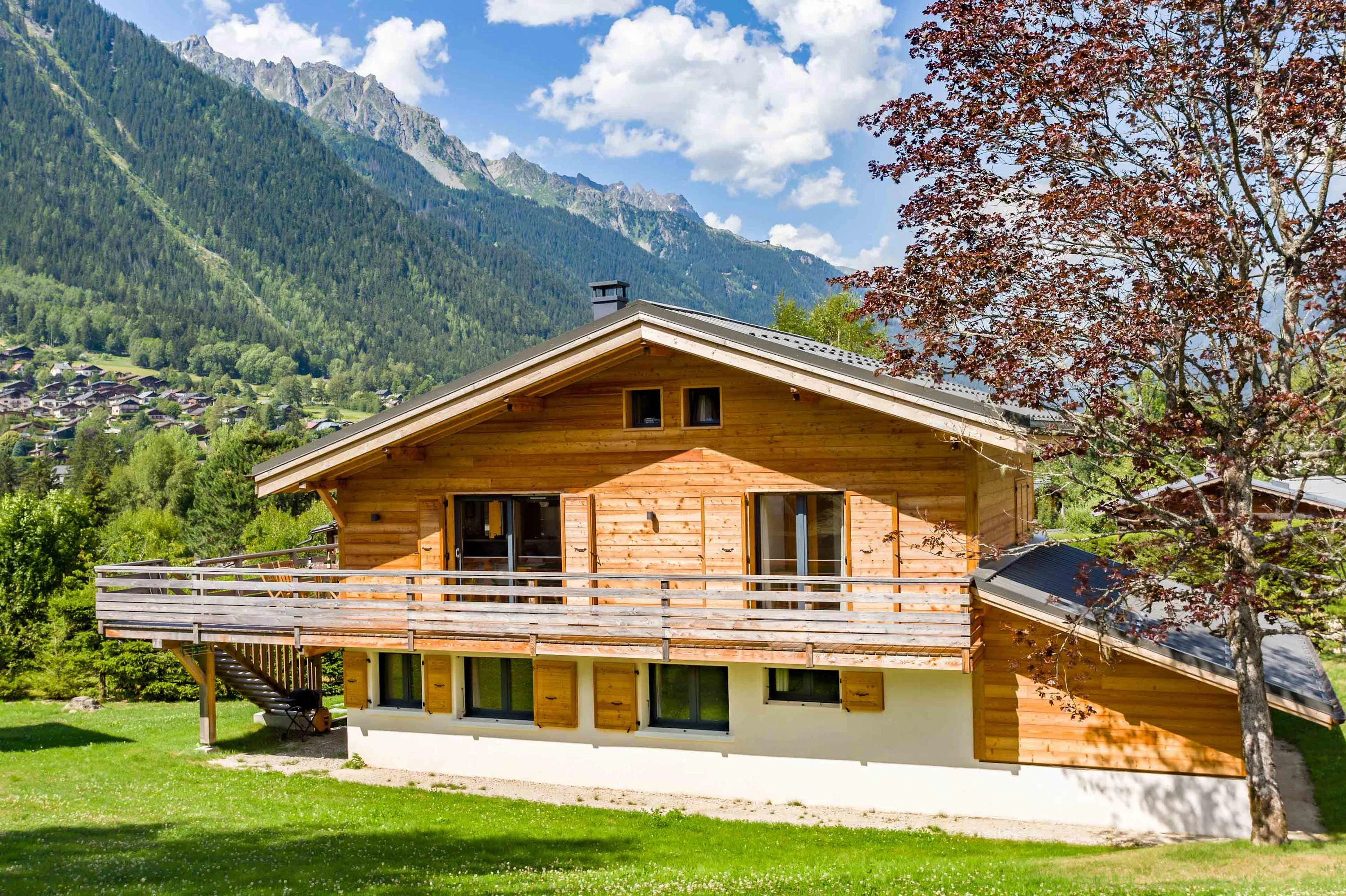 Chalet de l'Ours has a large terrace & garden with beautiful views