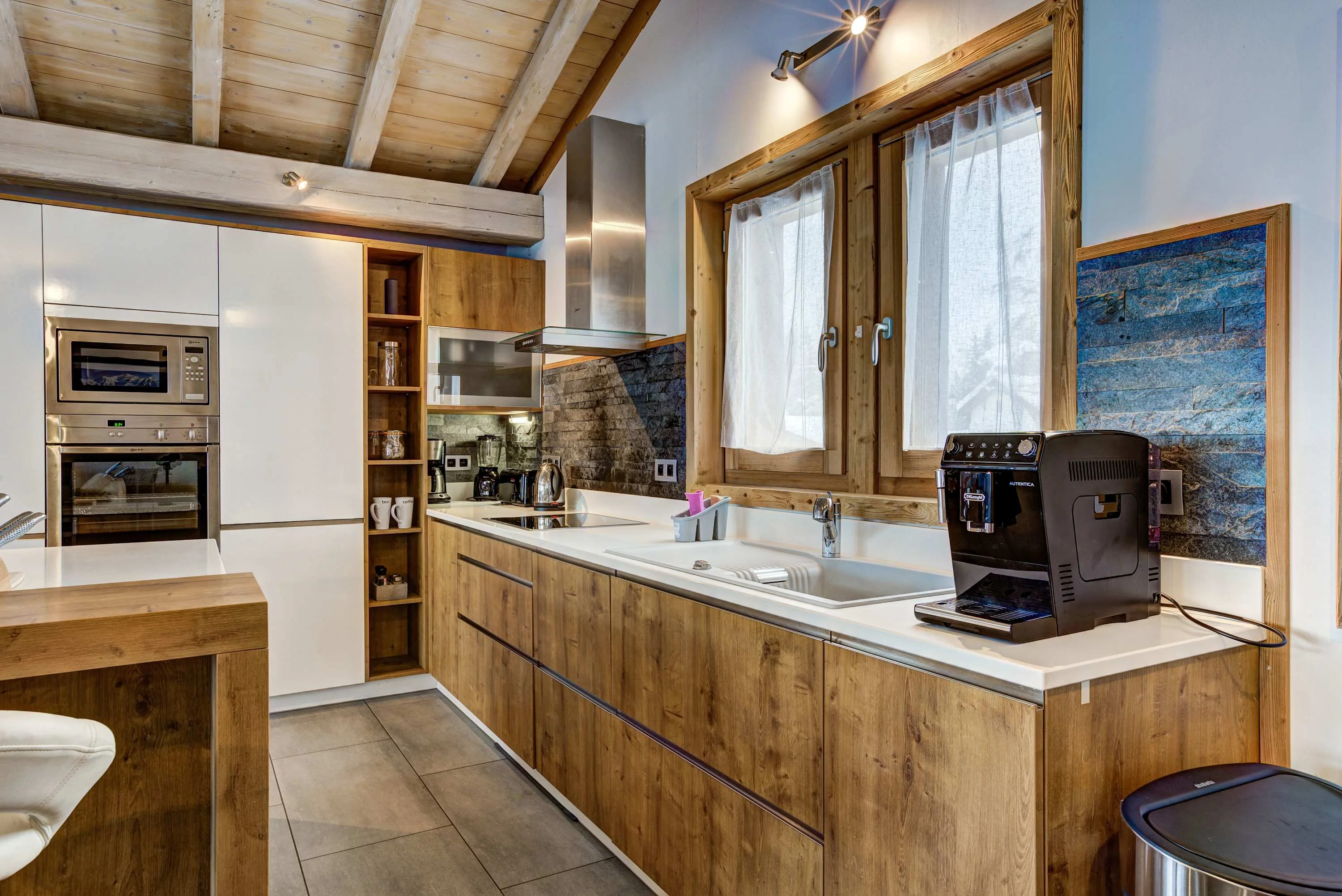 Fully equipped kitchen