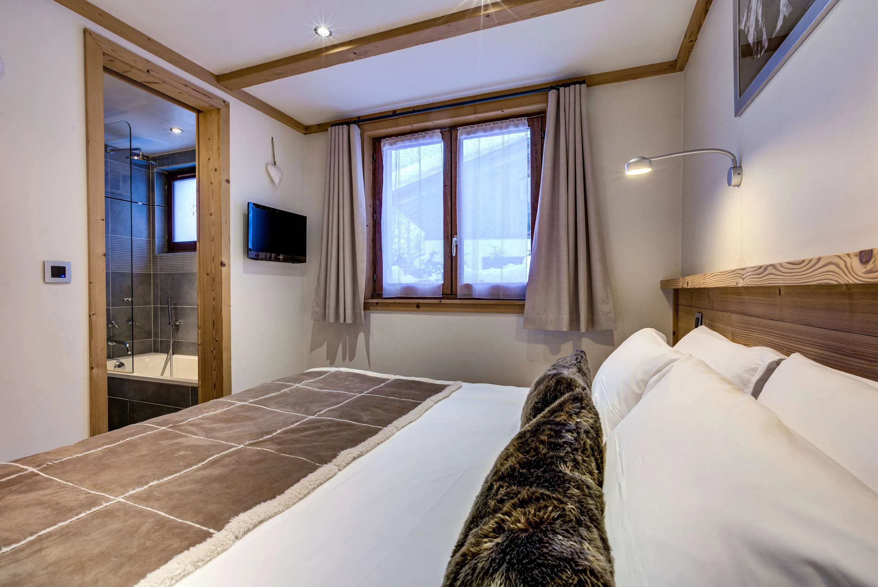 Double /Twin bedroom with ensuite
