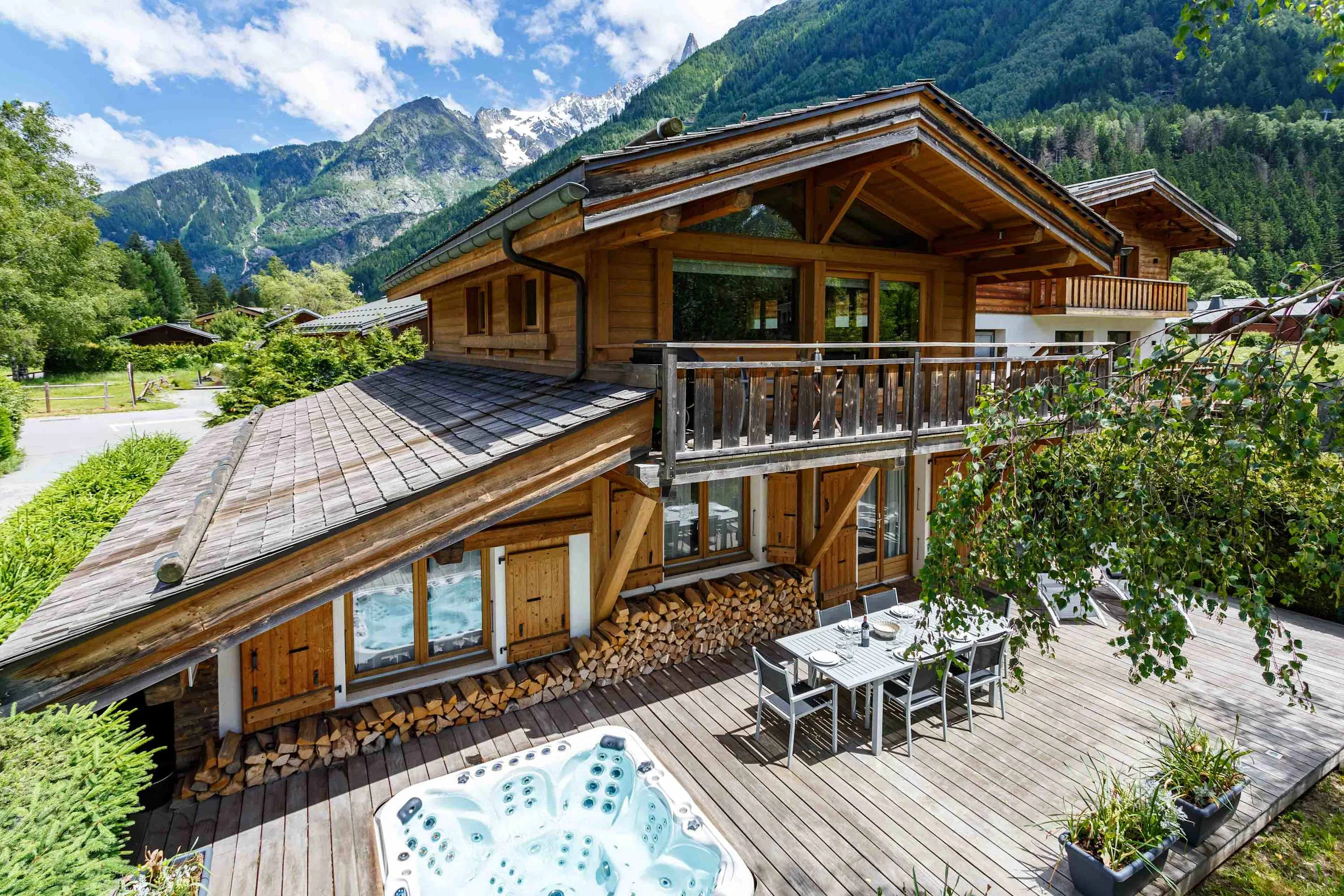 Chalet Panache in summer
