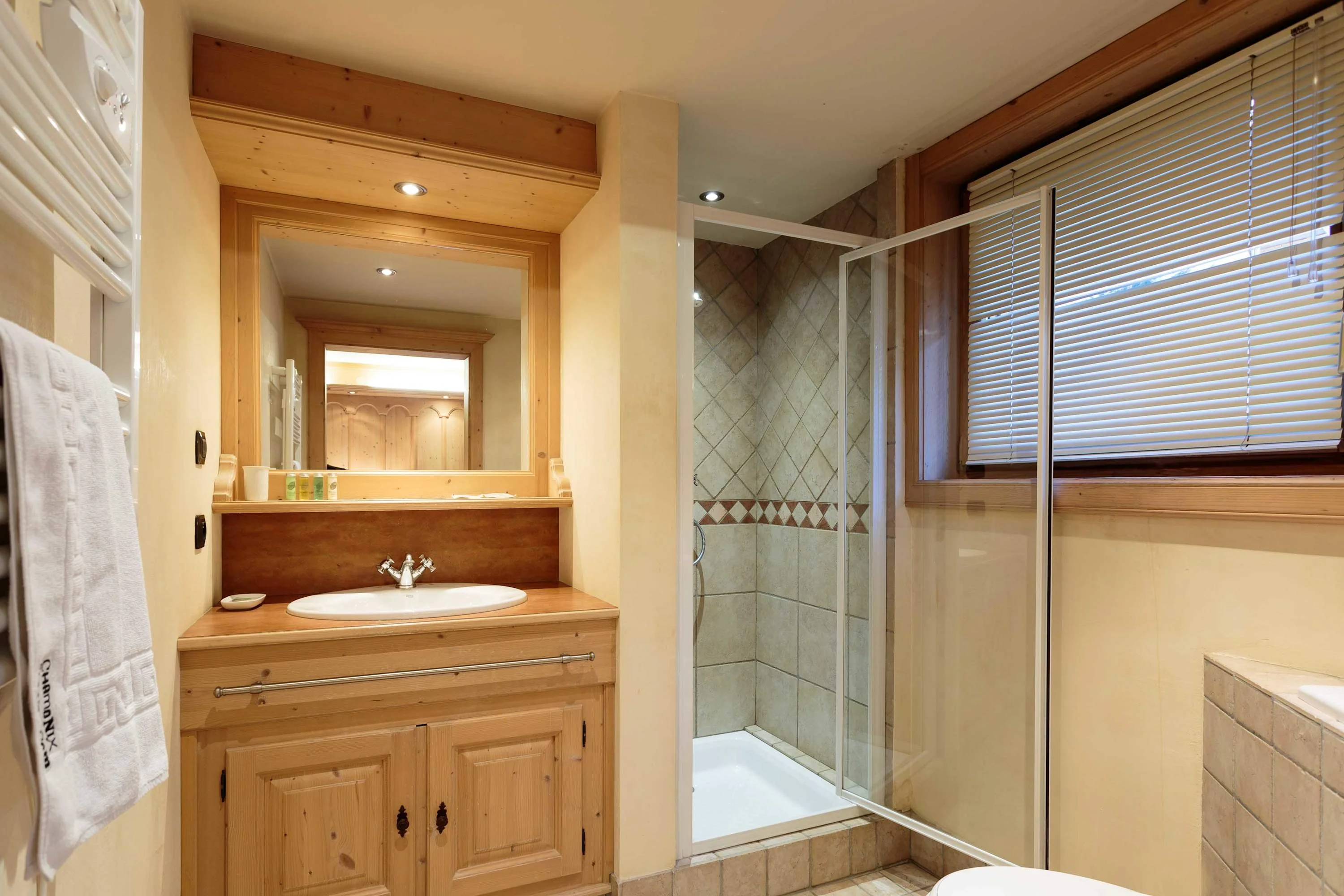 Second bedroom's ensuite bathroom with shower