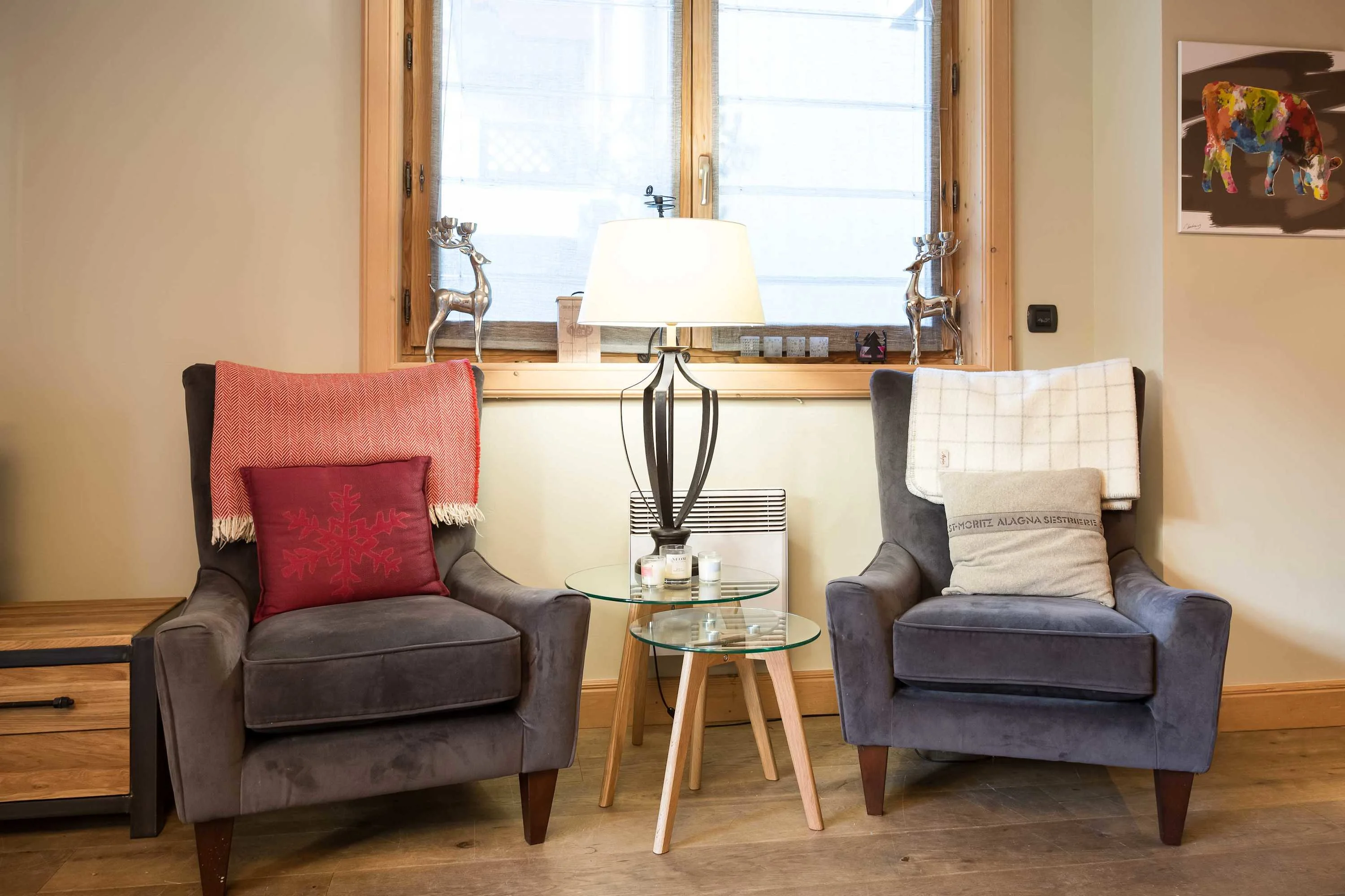 Comfy armchairs as well as large sofas