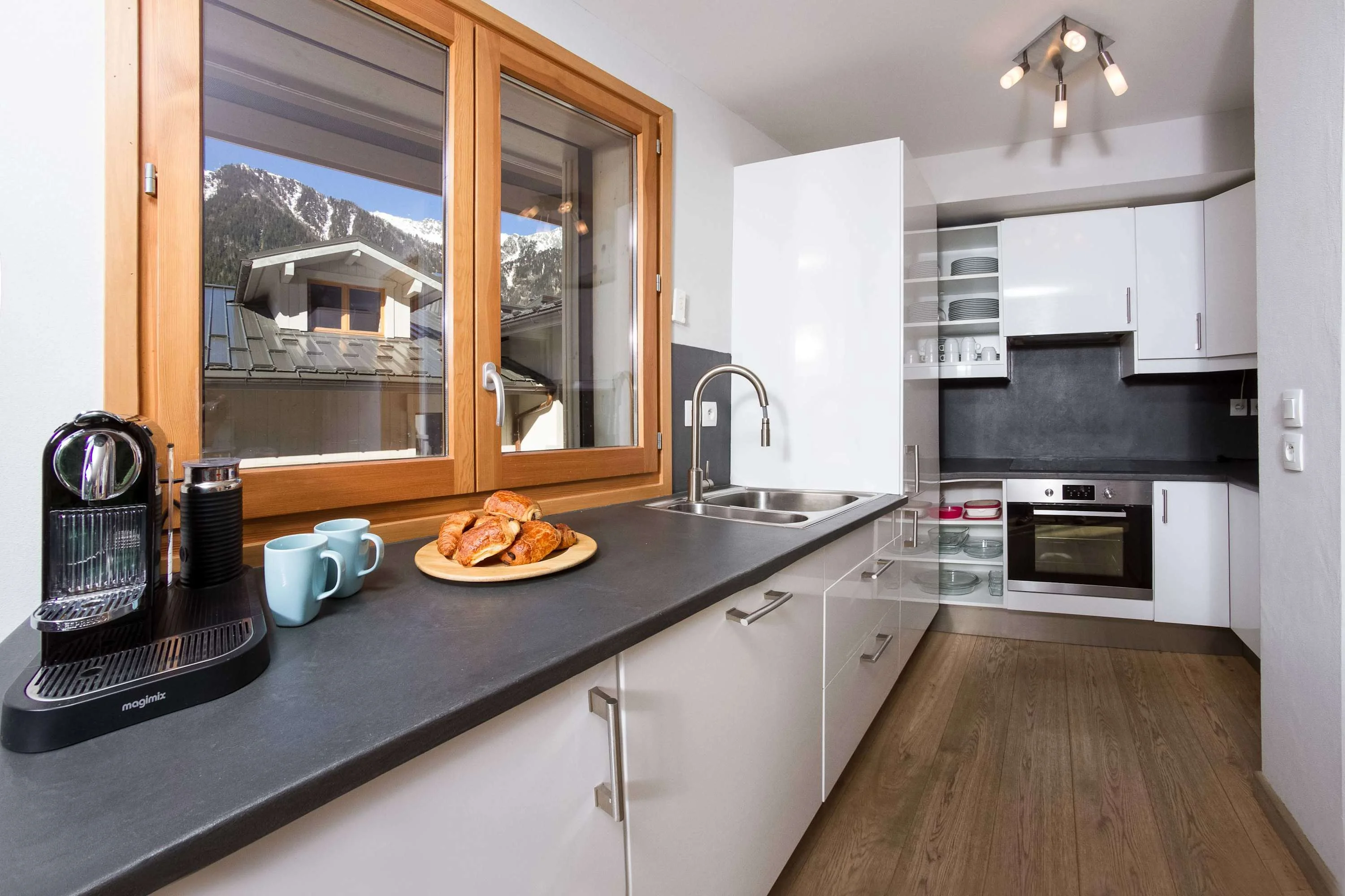 Well-equipped kitchen
