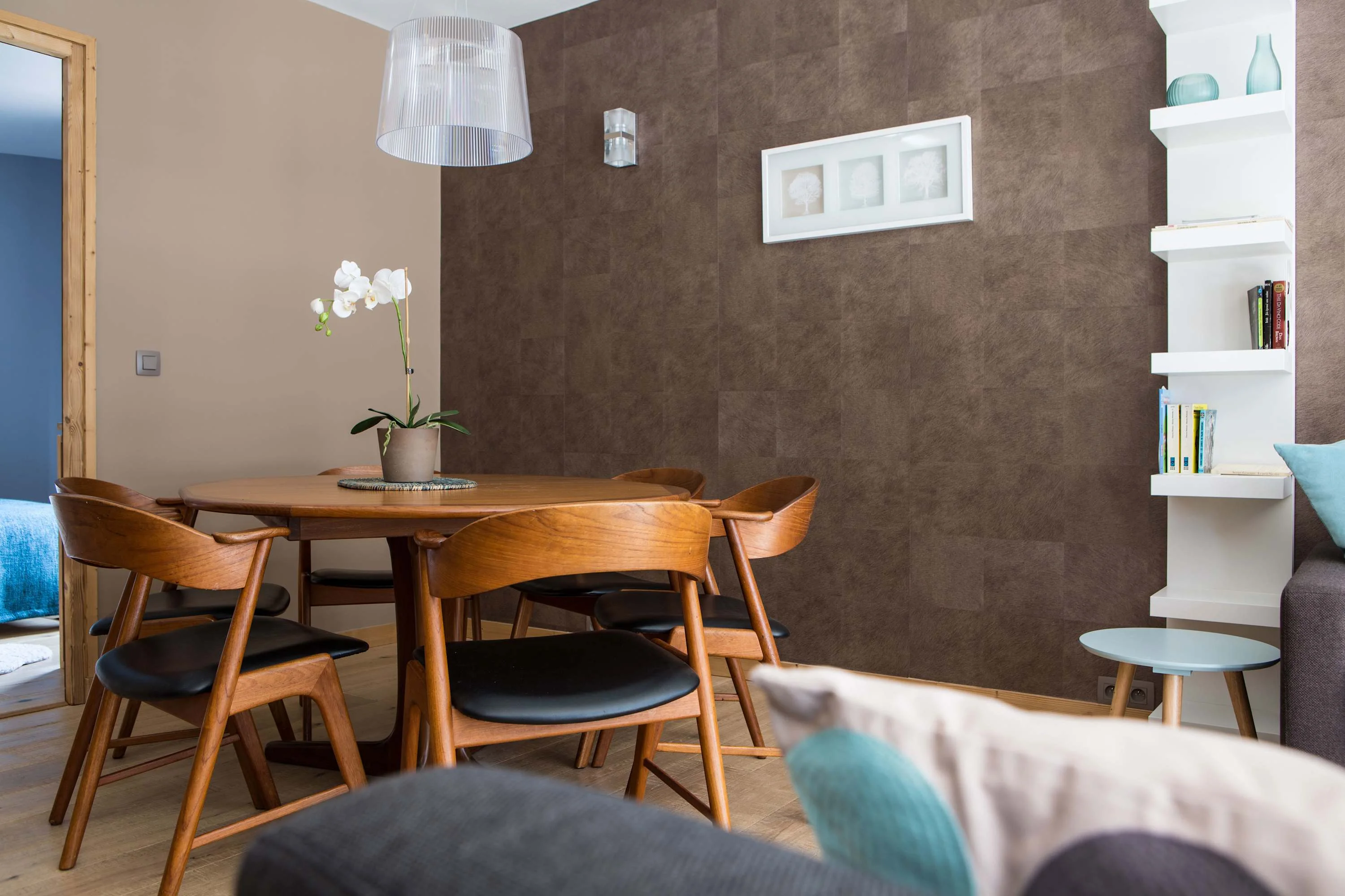 Spacious living dining room