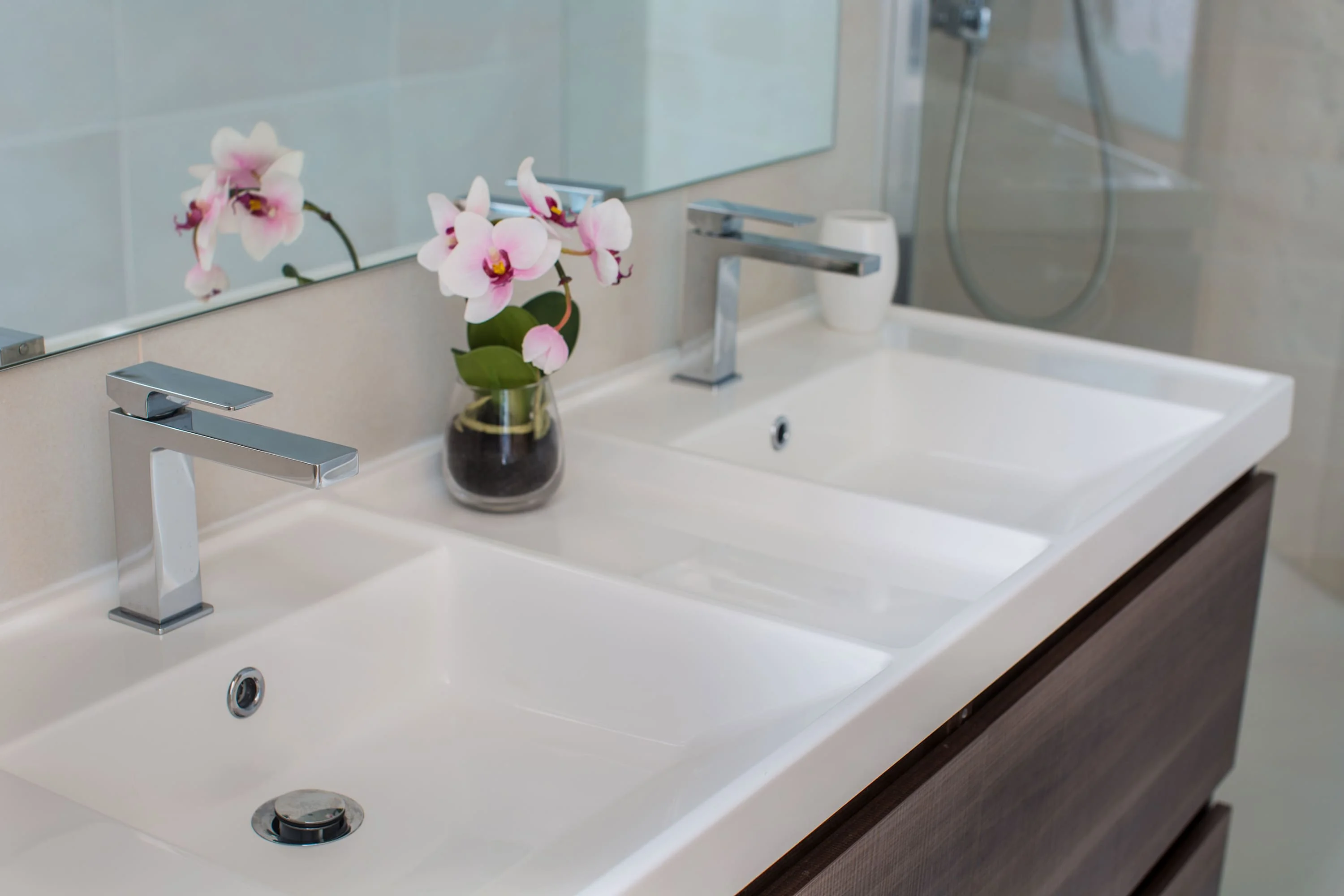 His'n'hers sink