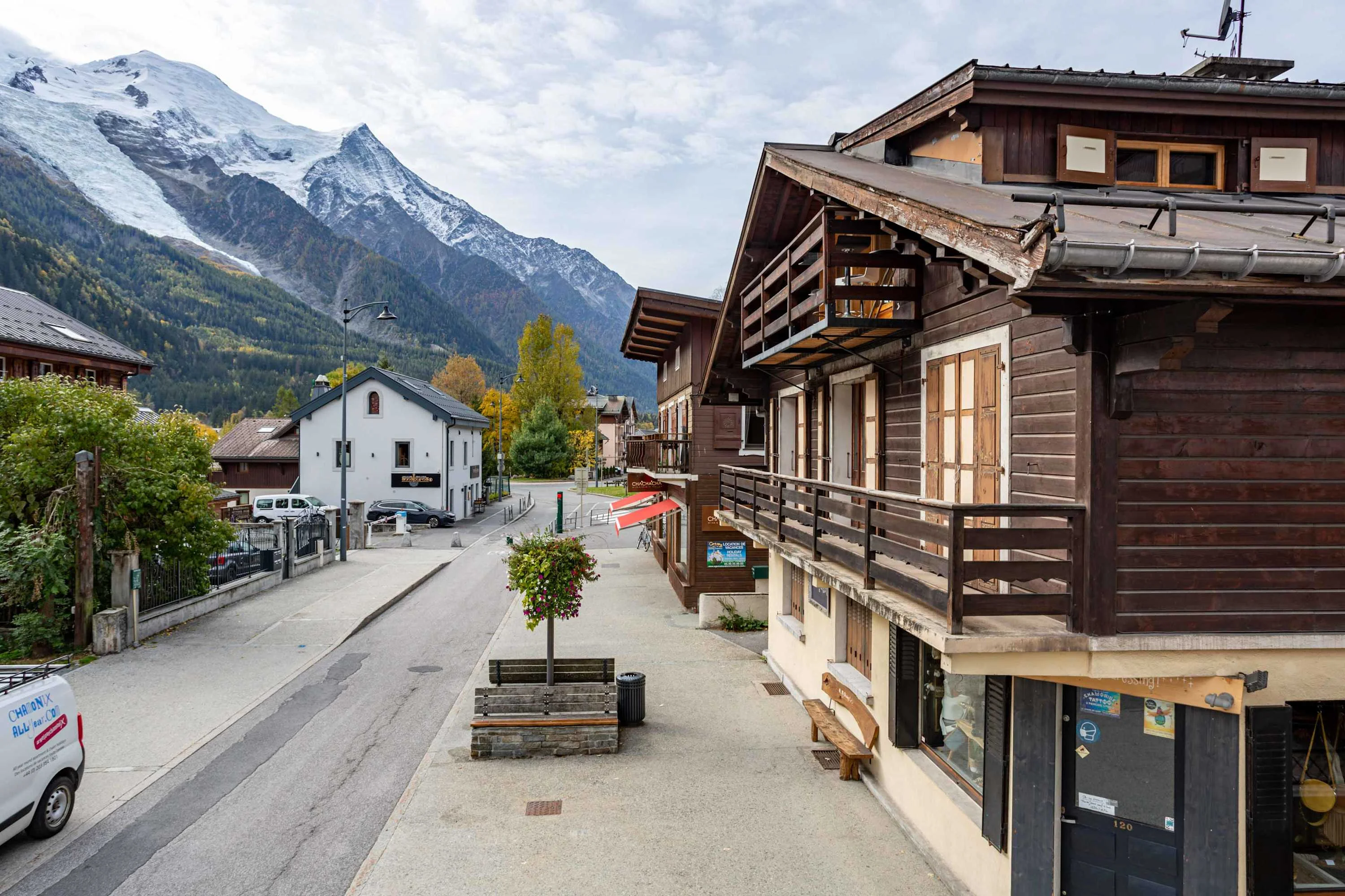 Situated on the main street with Mont Blanc views