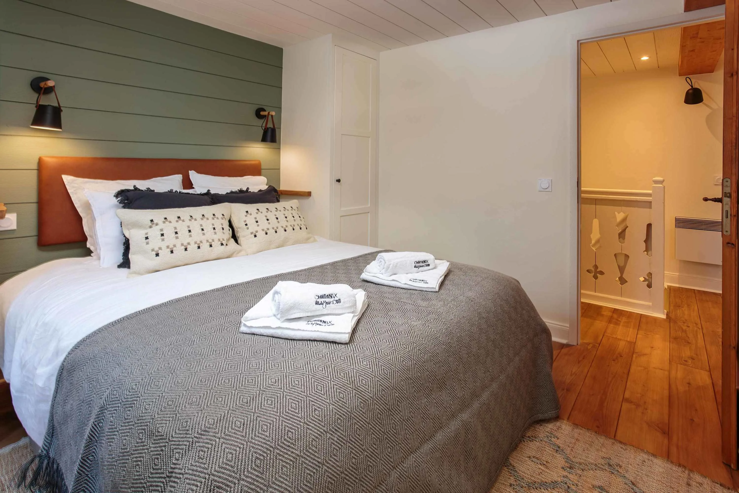 Second bedroom can be made up as a double or single beds