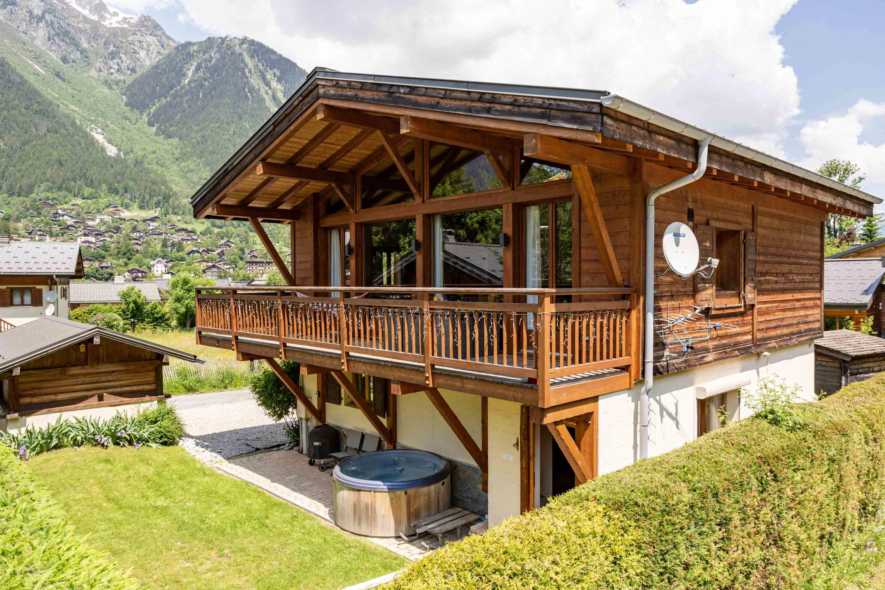 Chalet du Dard in Summer, with hot tub