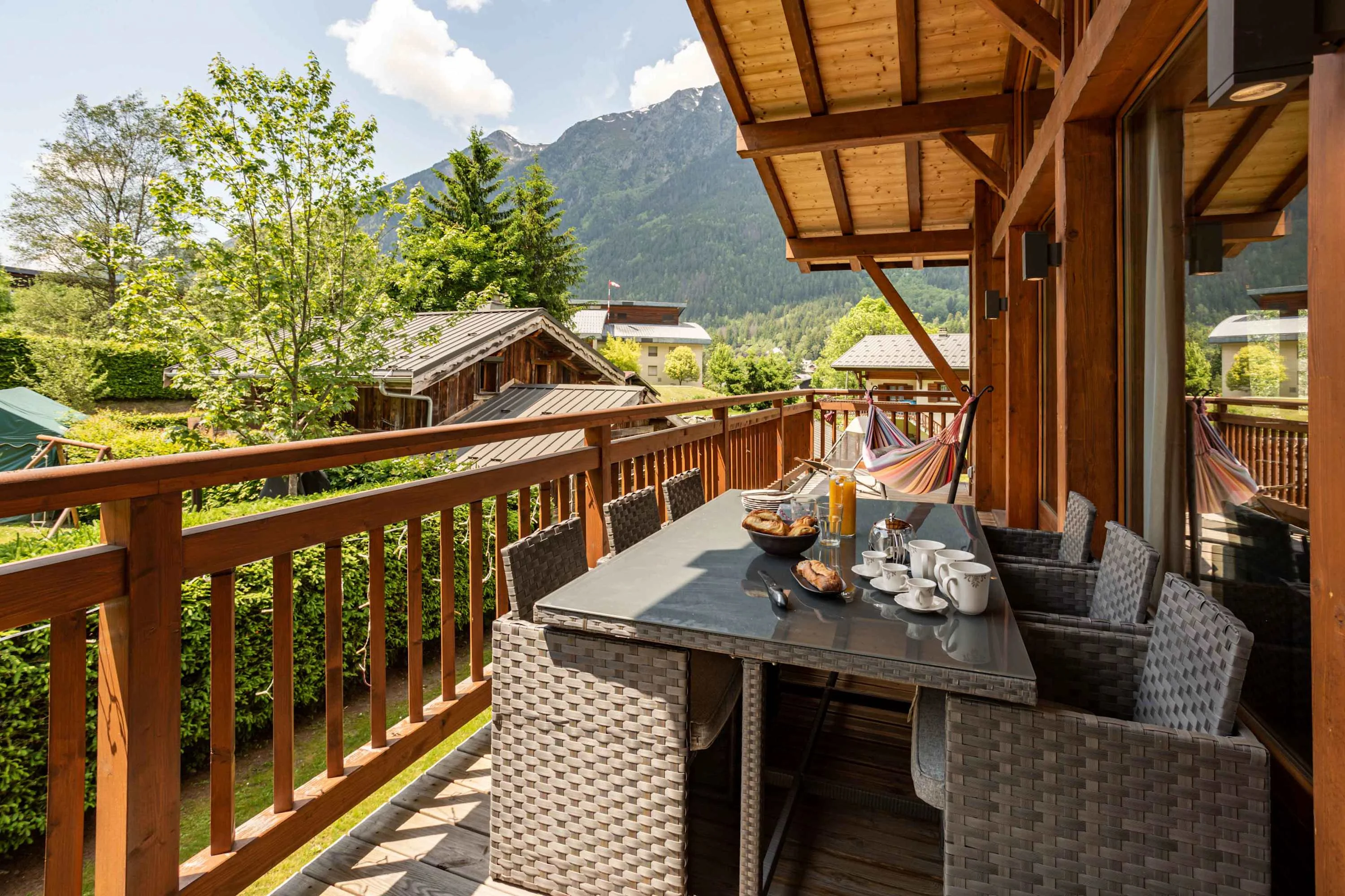 Balcony with mountain views