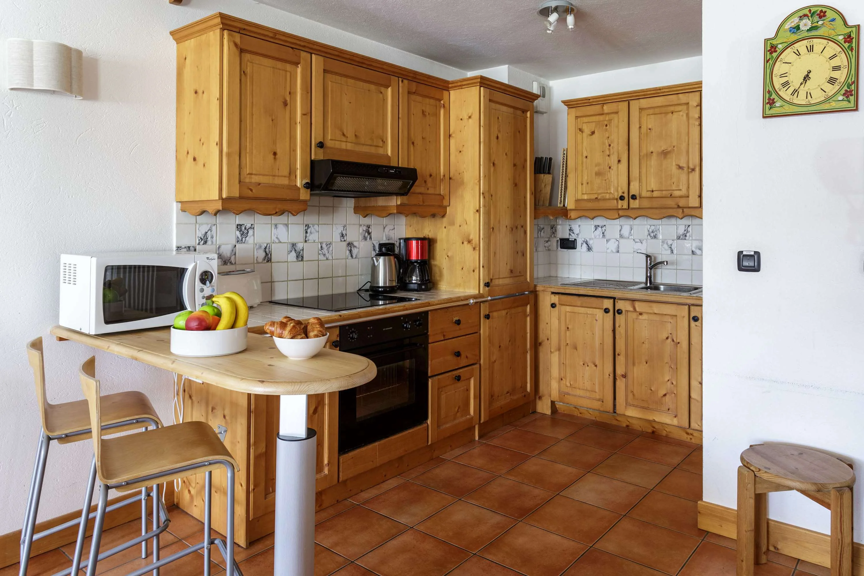 Fully-equipped kitchen