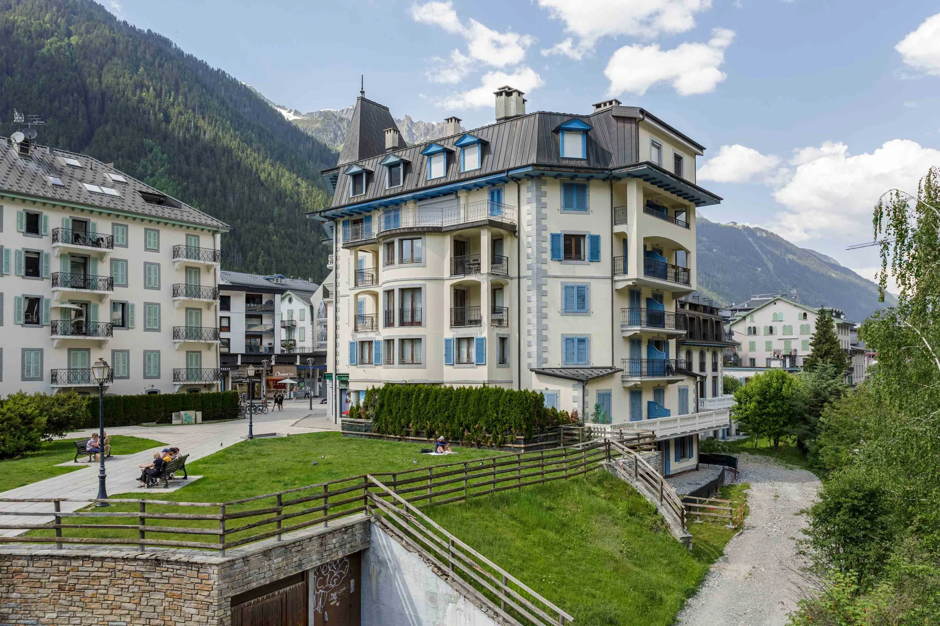 Residence des Alpes in central Chamonix