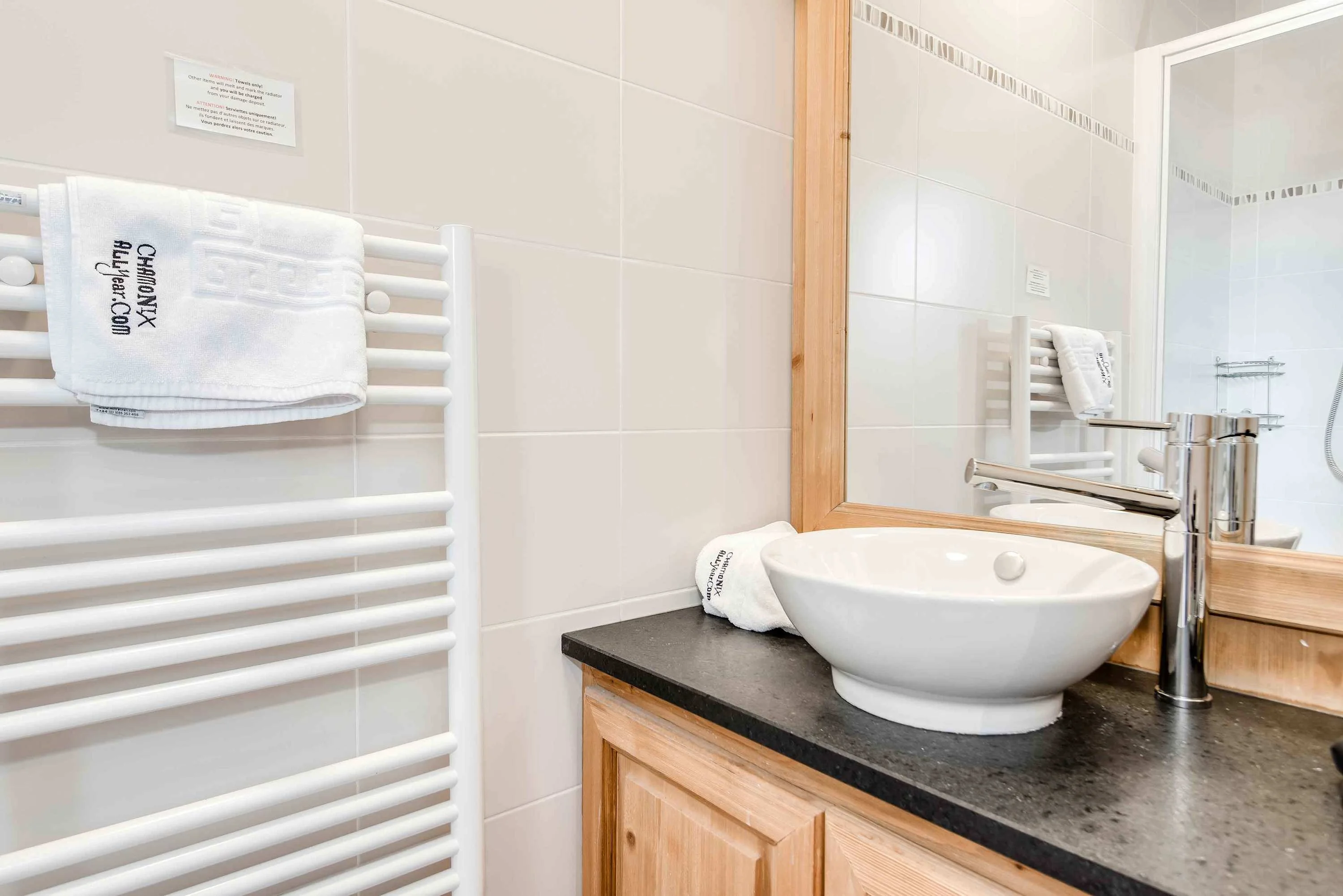 Shower ensuite
