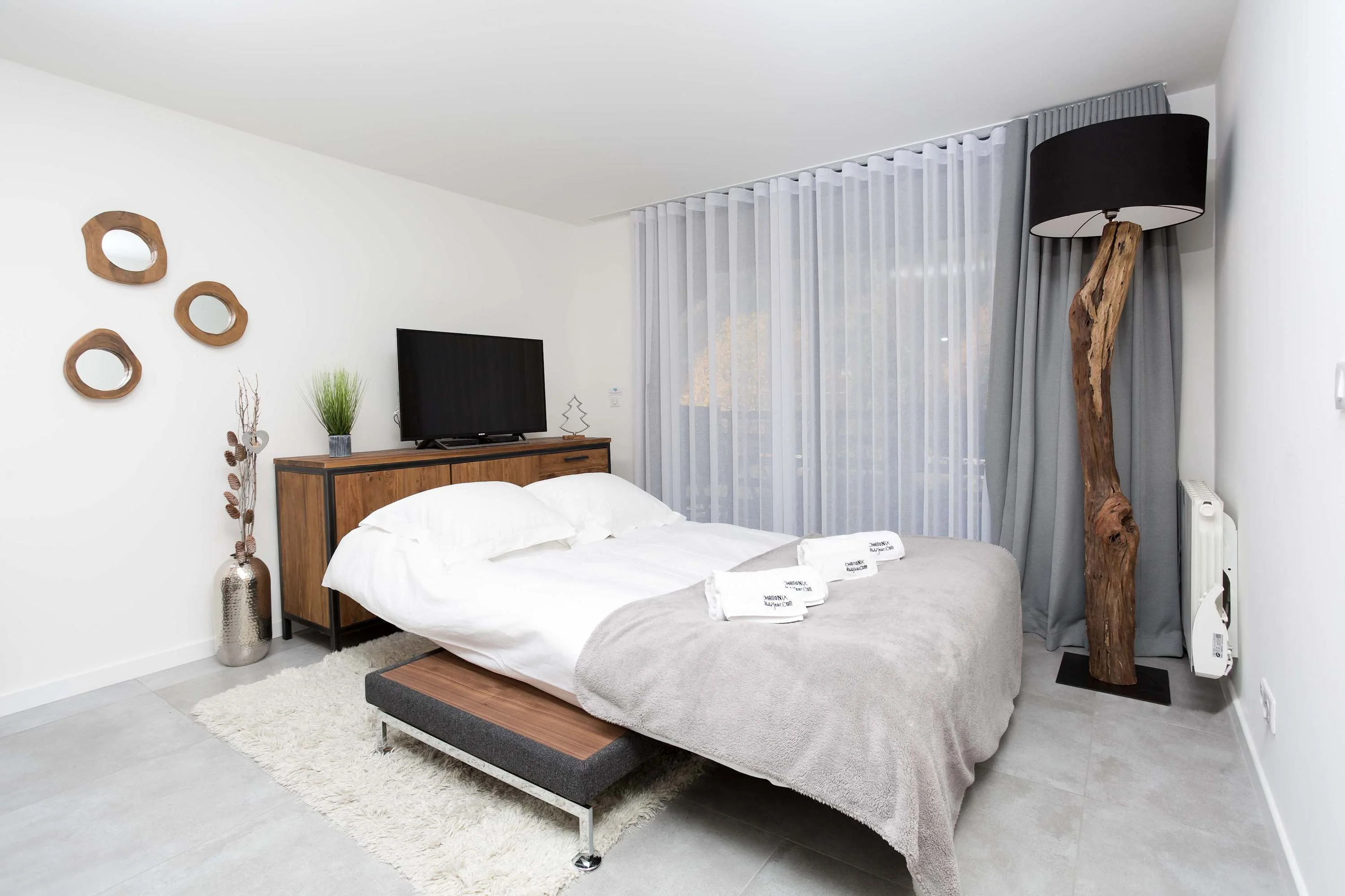 Sofa opens into a double bed to sleep up to 4