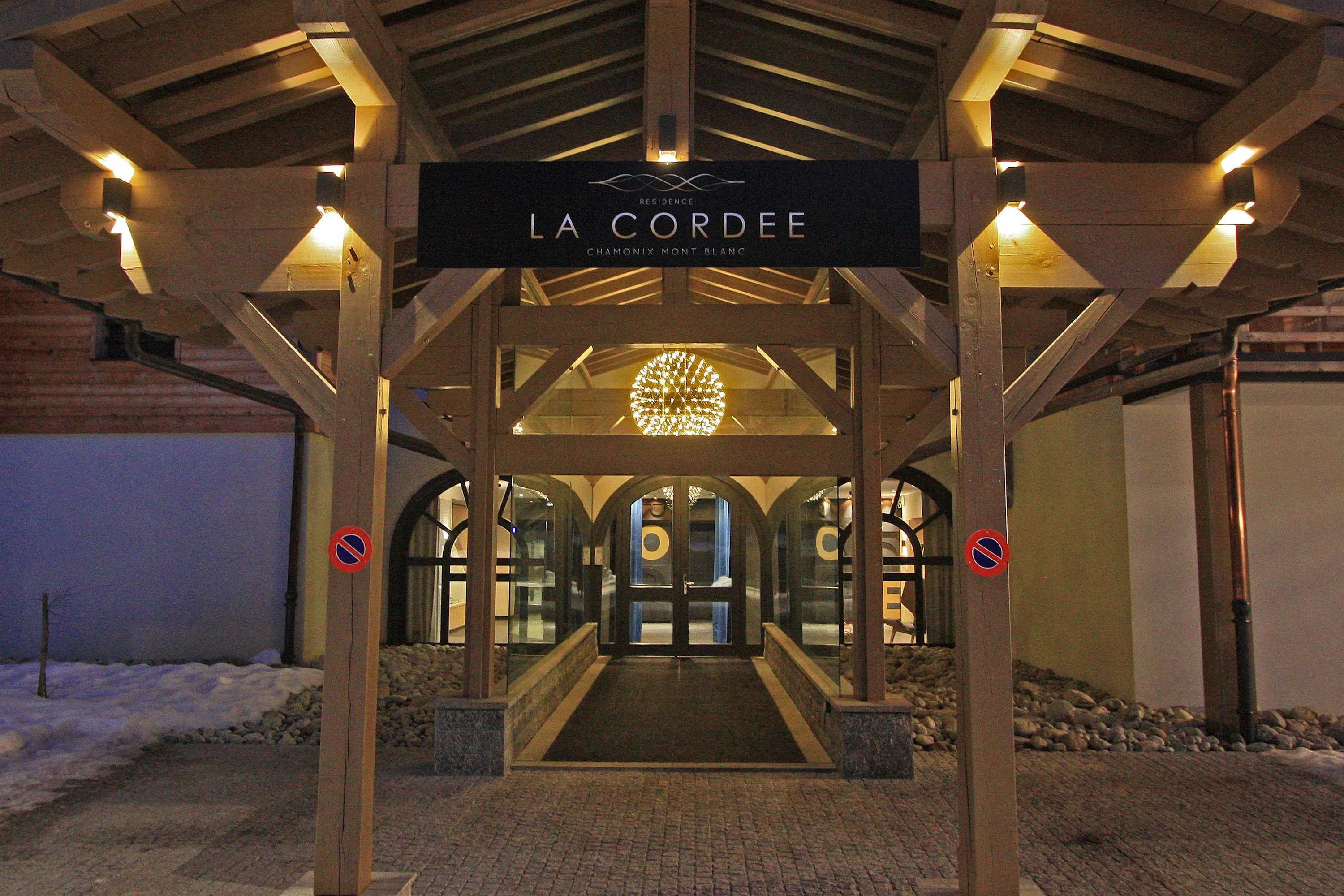 La Cordee entrance at night