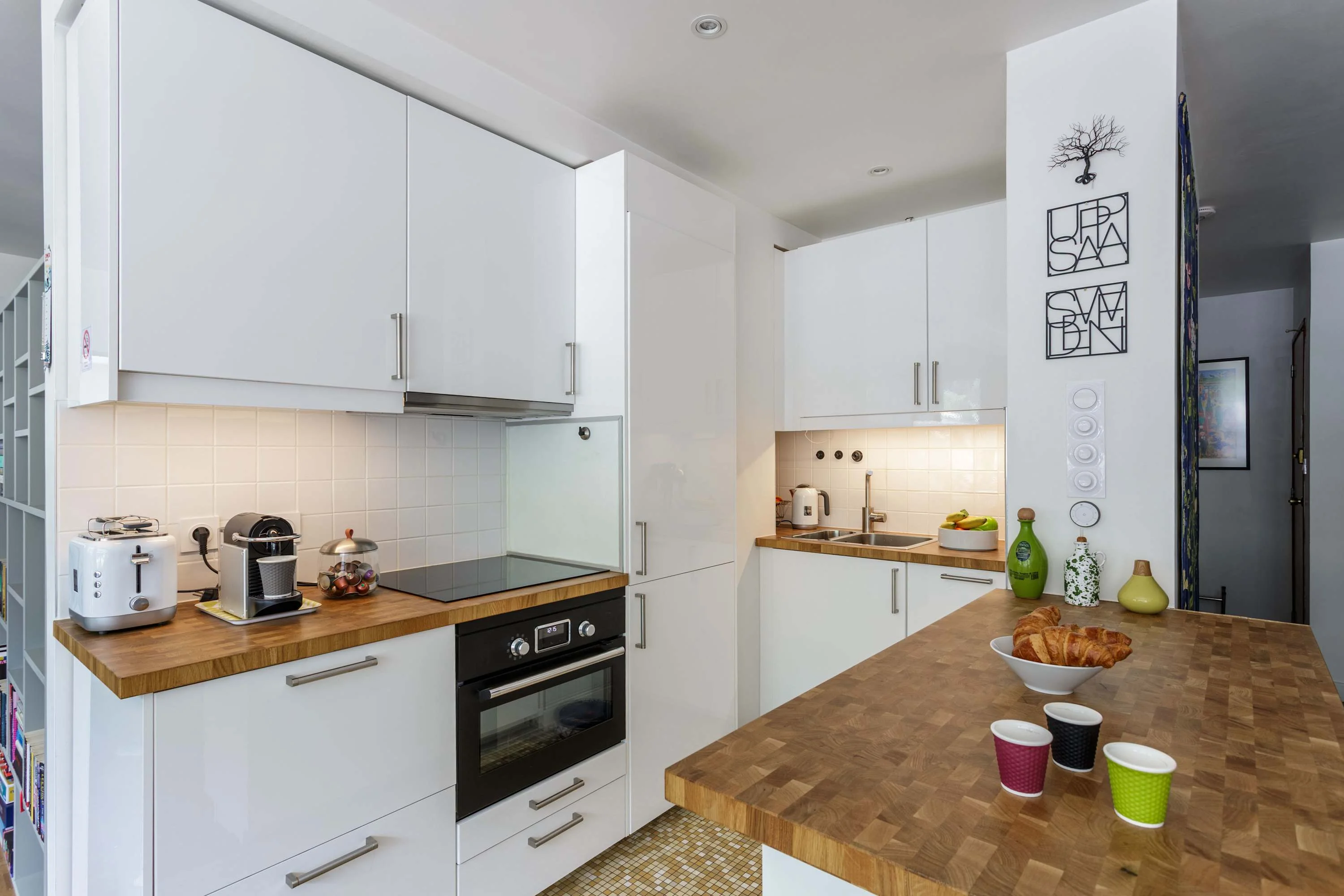 Kitchen is well-equipped for cooking meals in