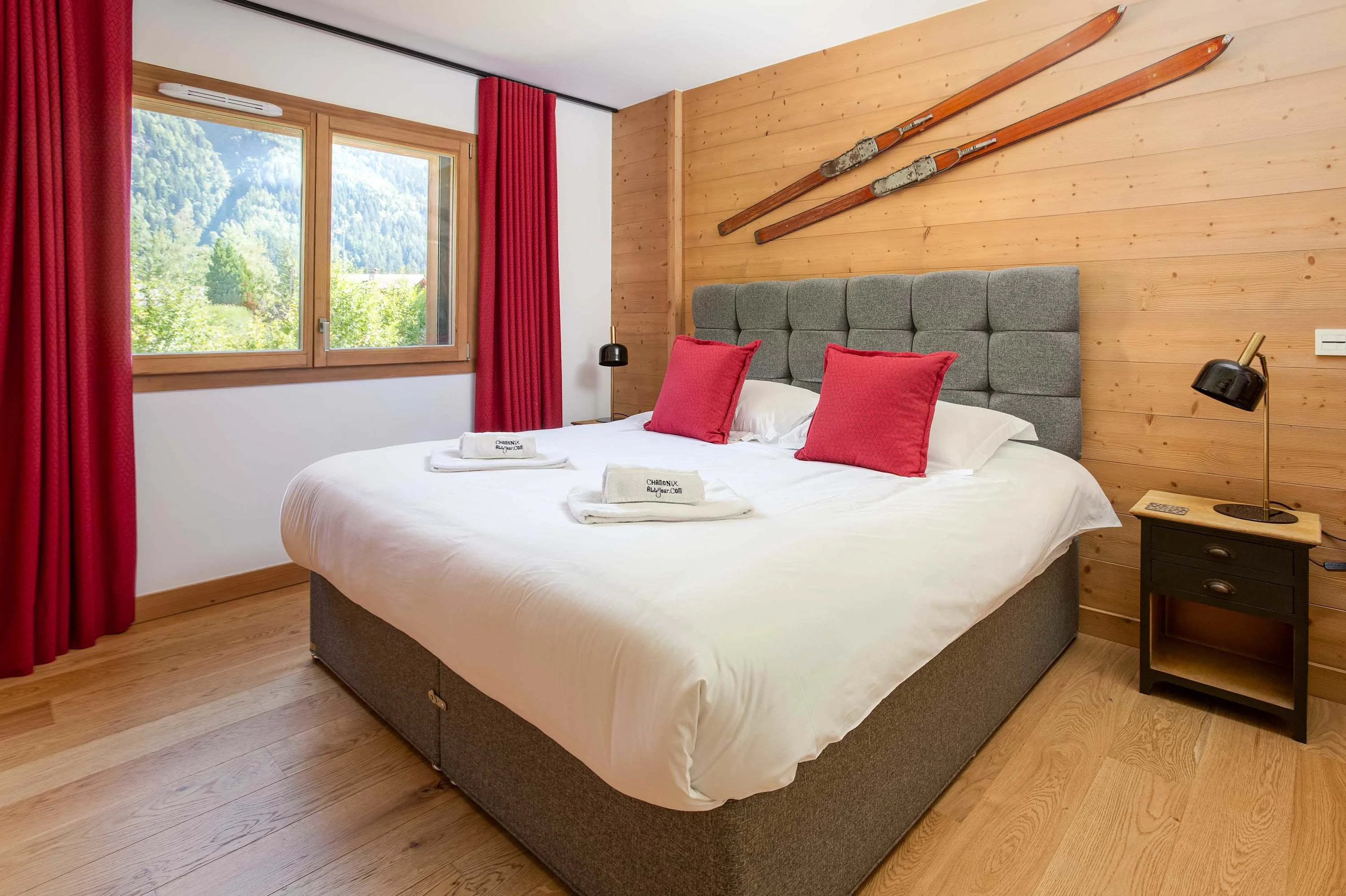 Superking bedroom